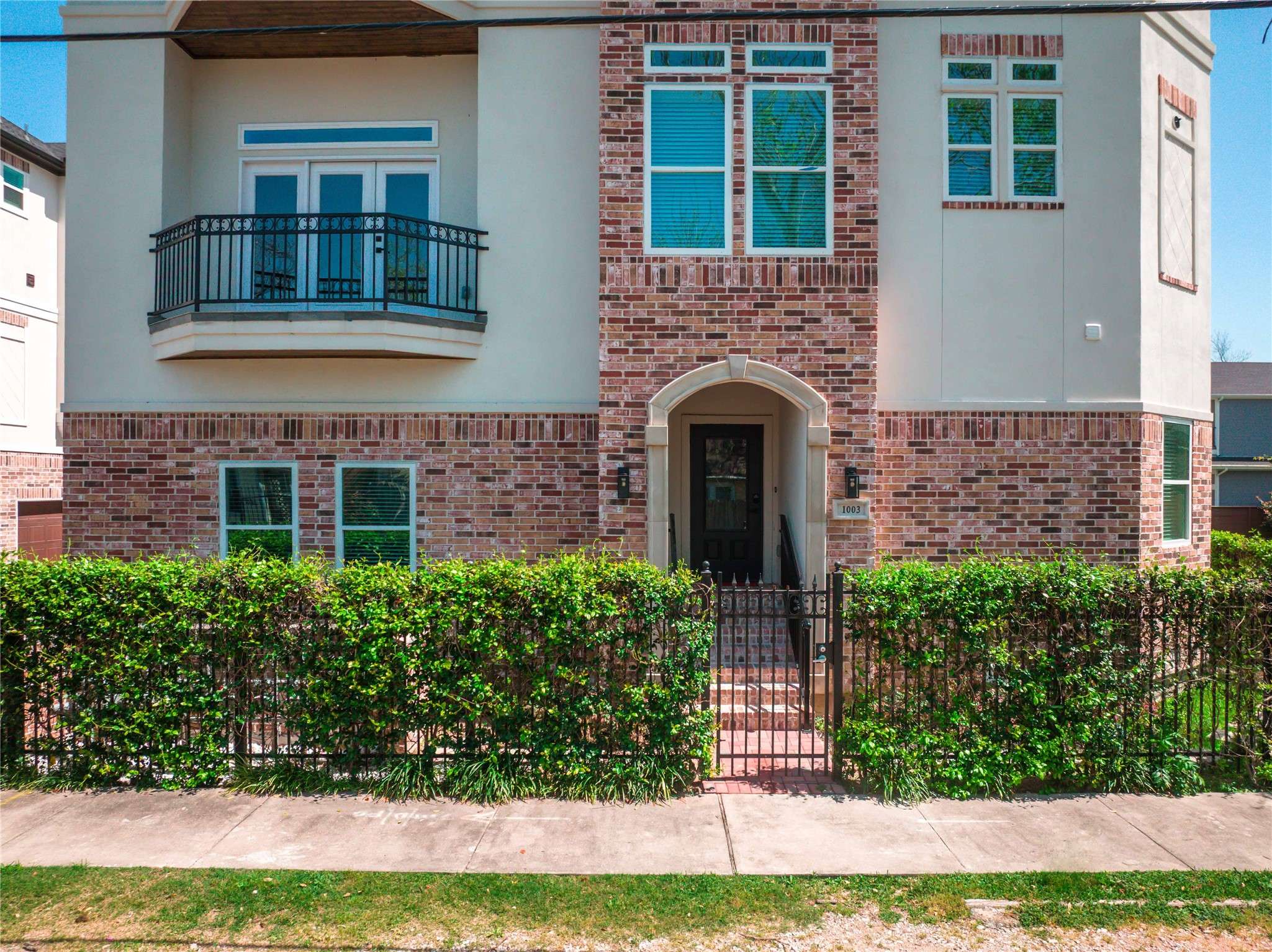 Houston, TX 77009,1003 E 28th ST