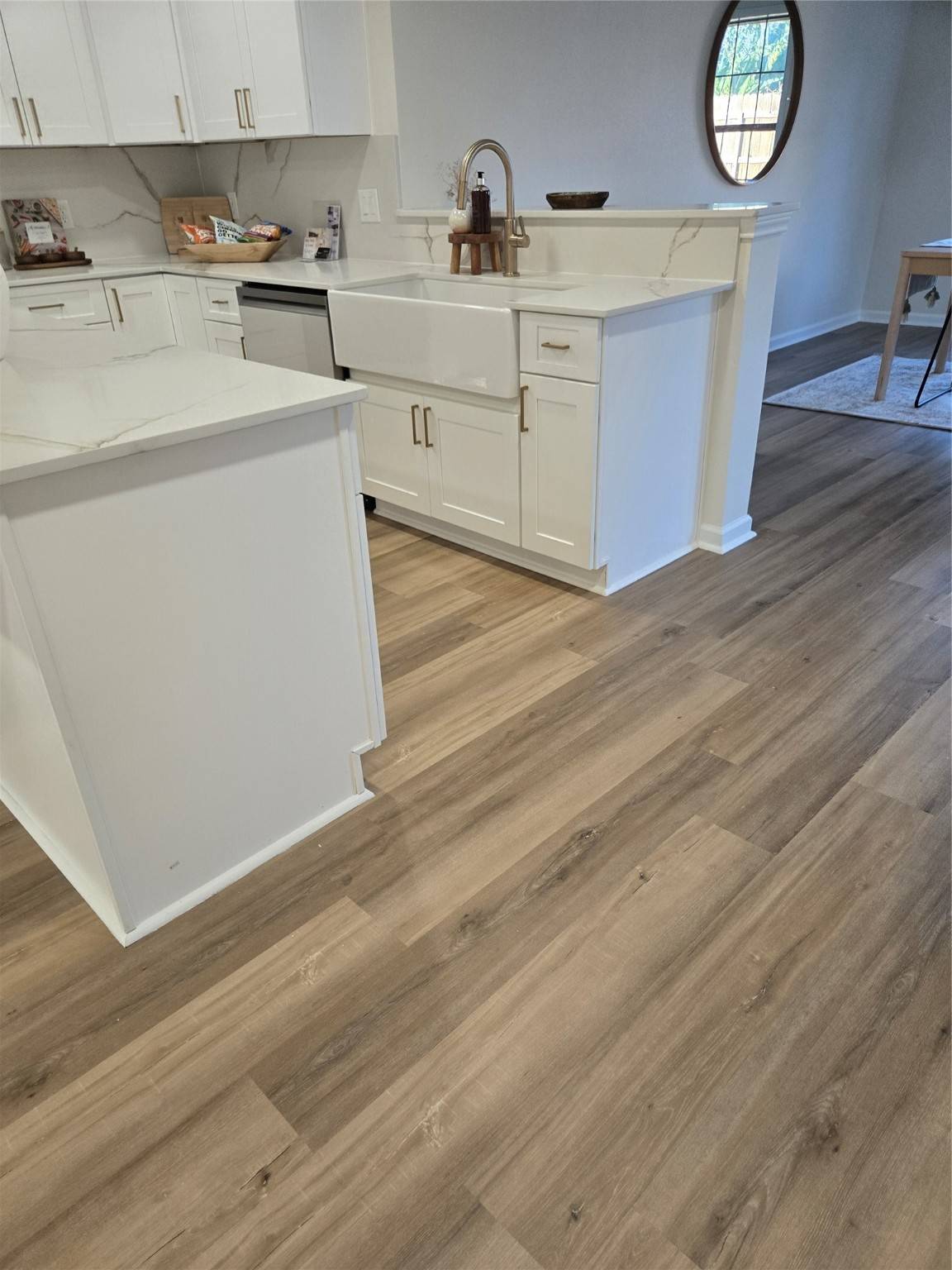 Cleveland, TX 77327,511 S Roosevelt AVE