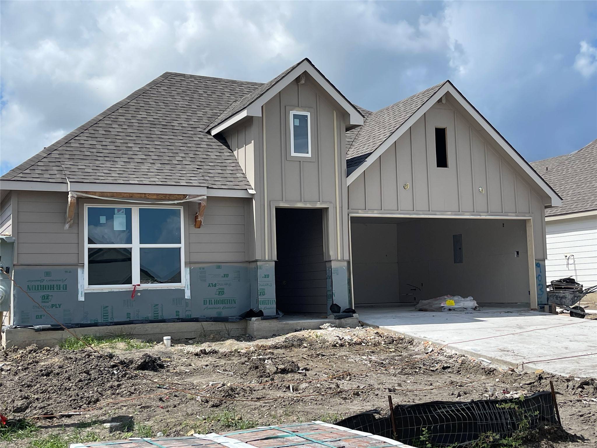 Brenham, TX 77833,903 Legrand ST