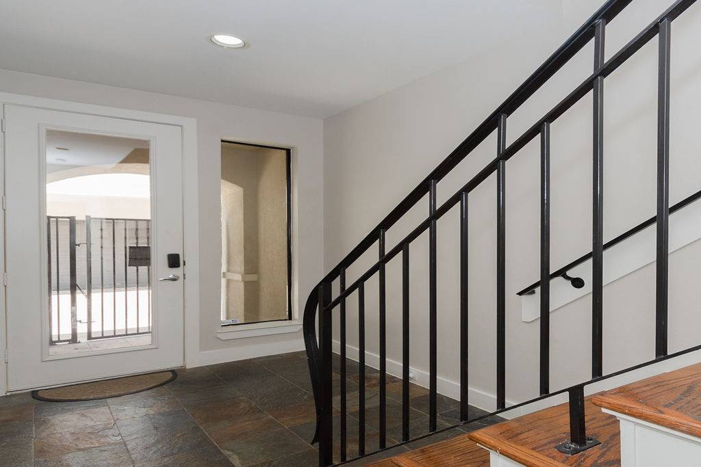Houston, TX 77007,1205 Detering ST