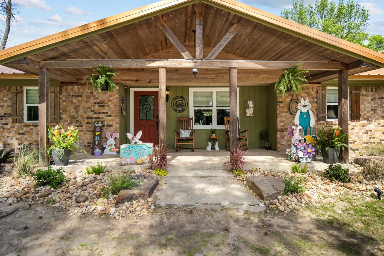 Lovelady, TX 75851,751 E Houston ST