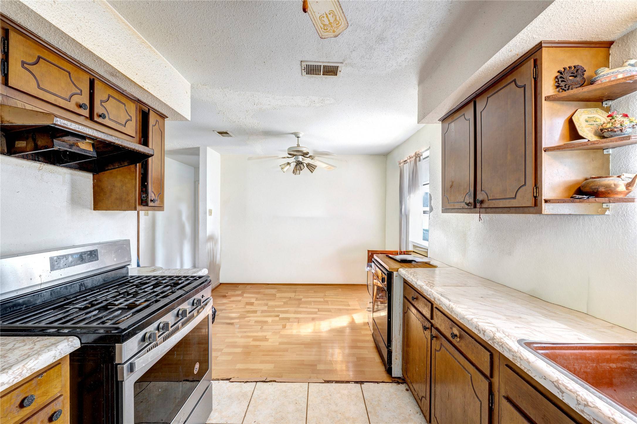 Houston, TX 77037,503 Vashti DR