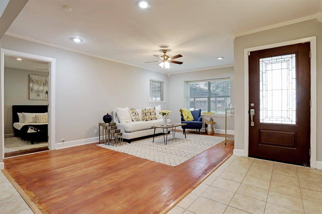 Houston, TX 77092,5205 Verdome LN