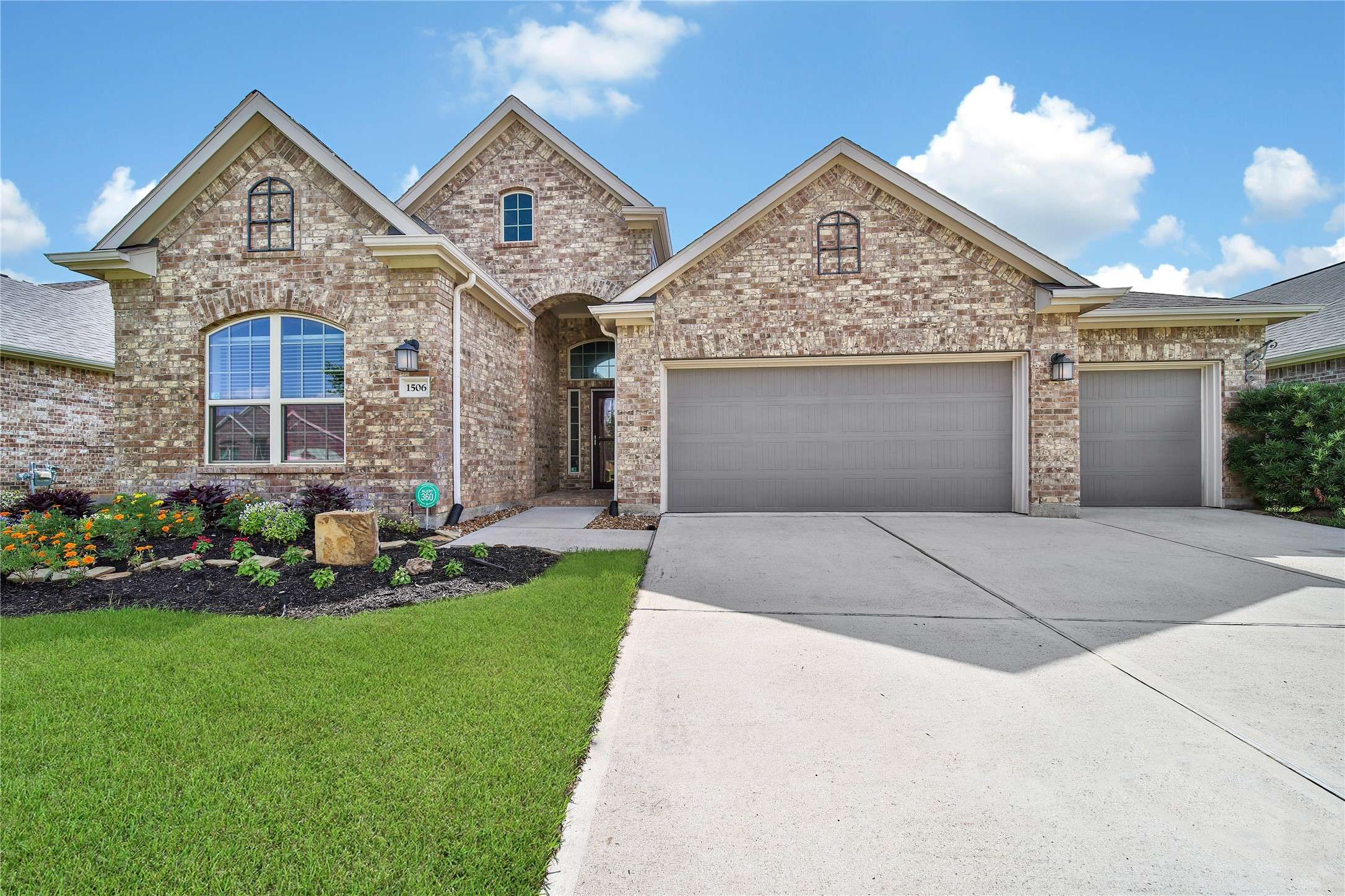 Richmond, TX 77406,1506 Majors DR