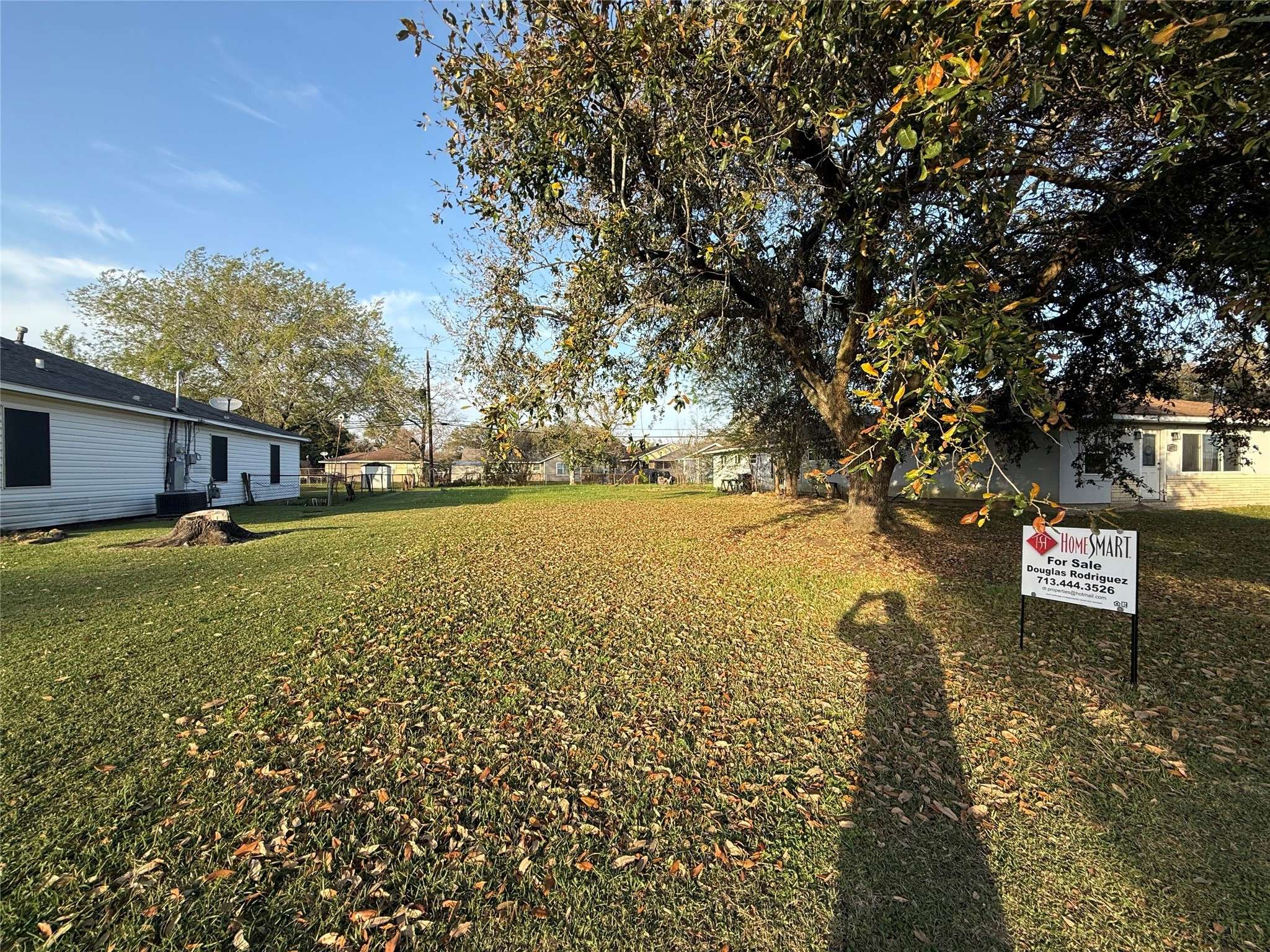 Groves, TX 77619,0 Oak AVE