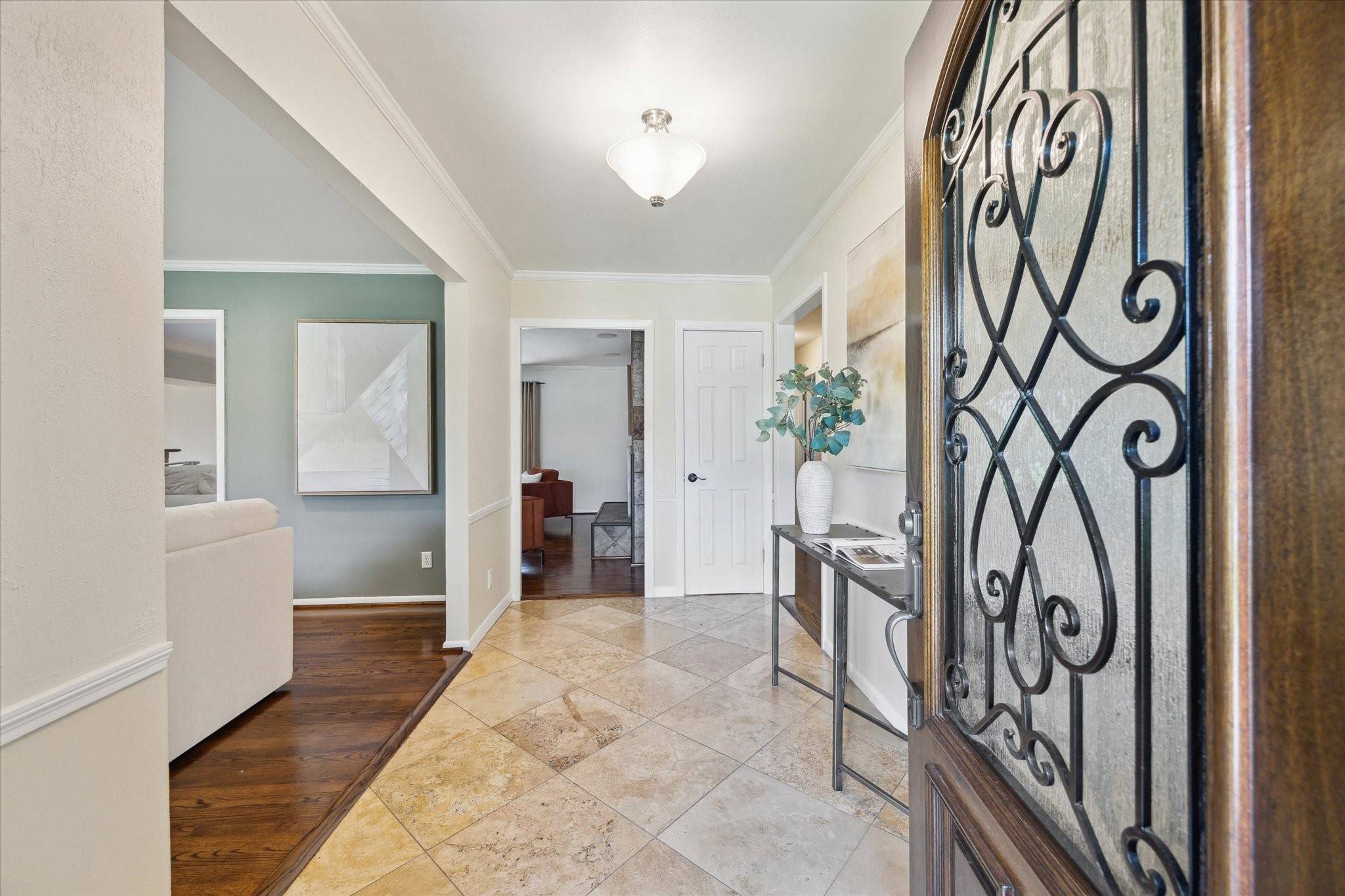 Houston, TX 77055,9222 Bronco DR