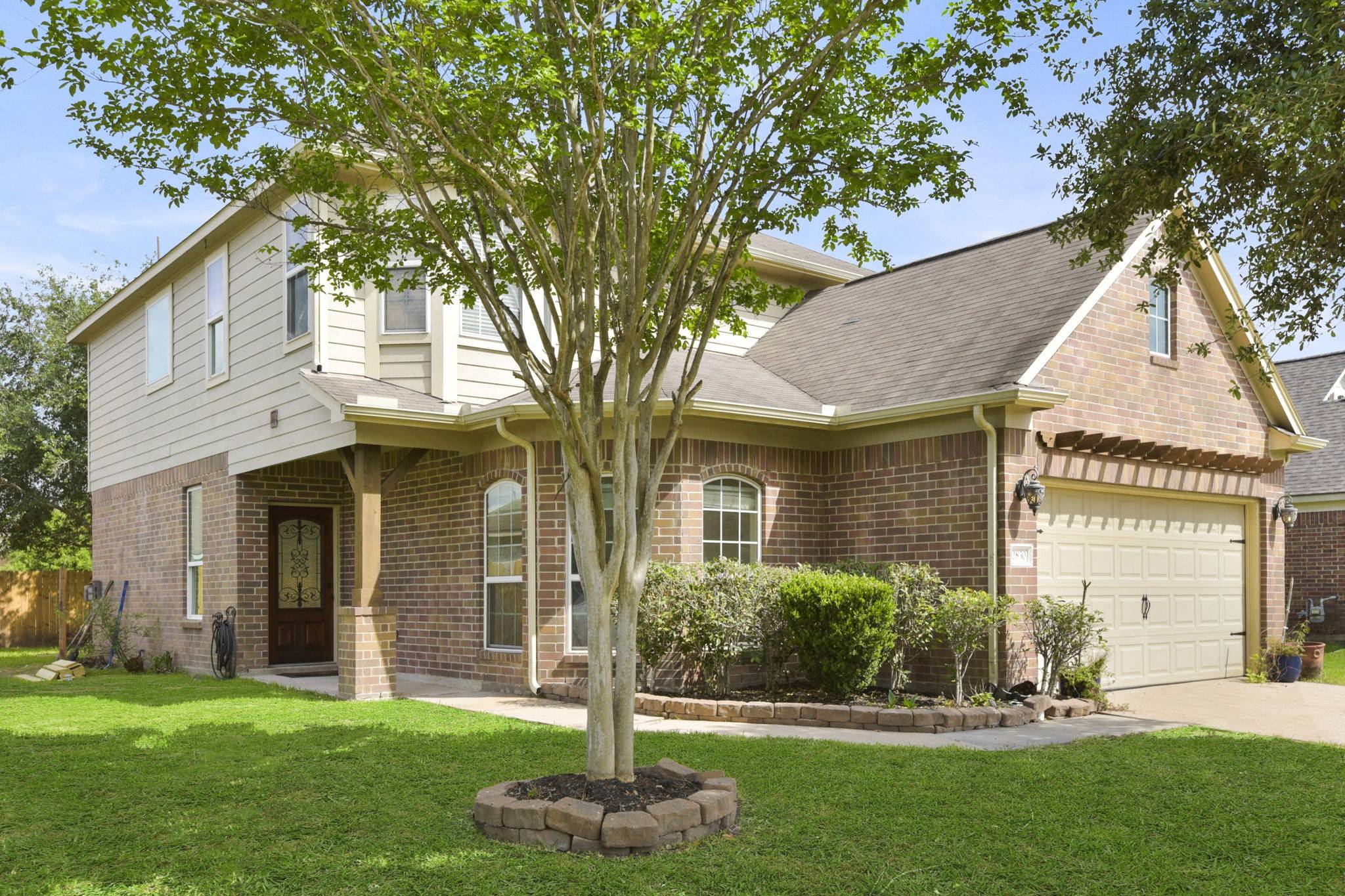 Rosenberg, TX 77471,2830 Meadowbrook LN
