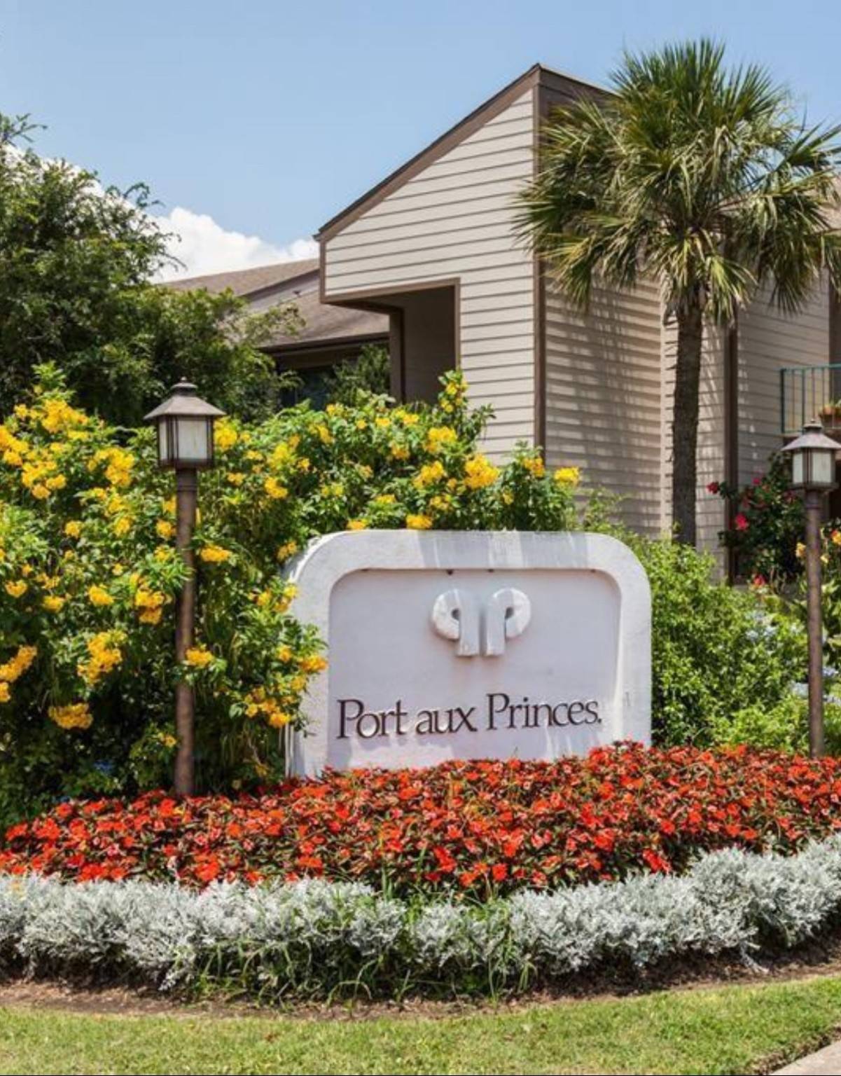 Galveston, TX 77550,7031 N Holiday Drive