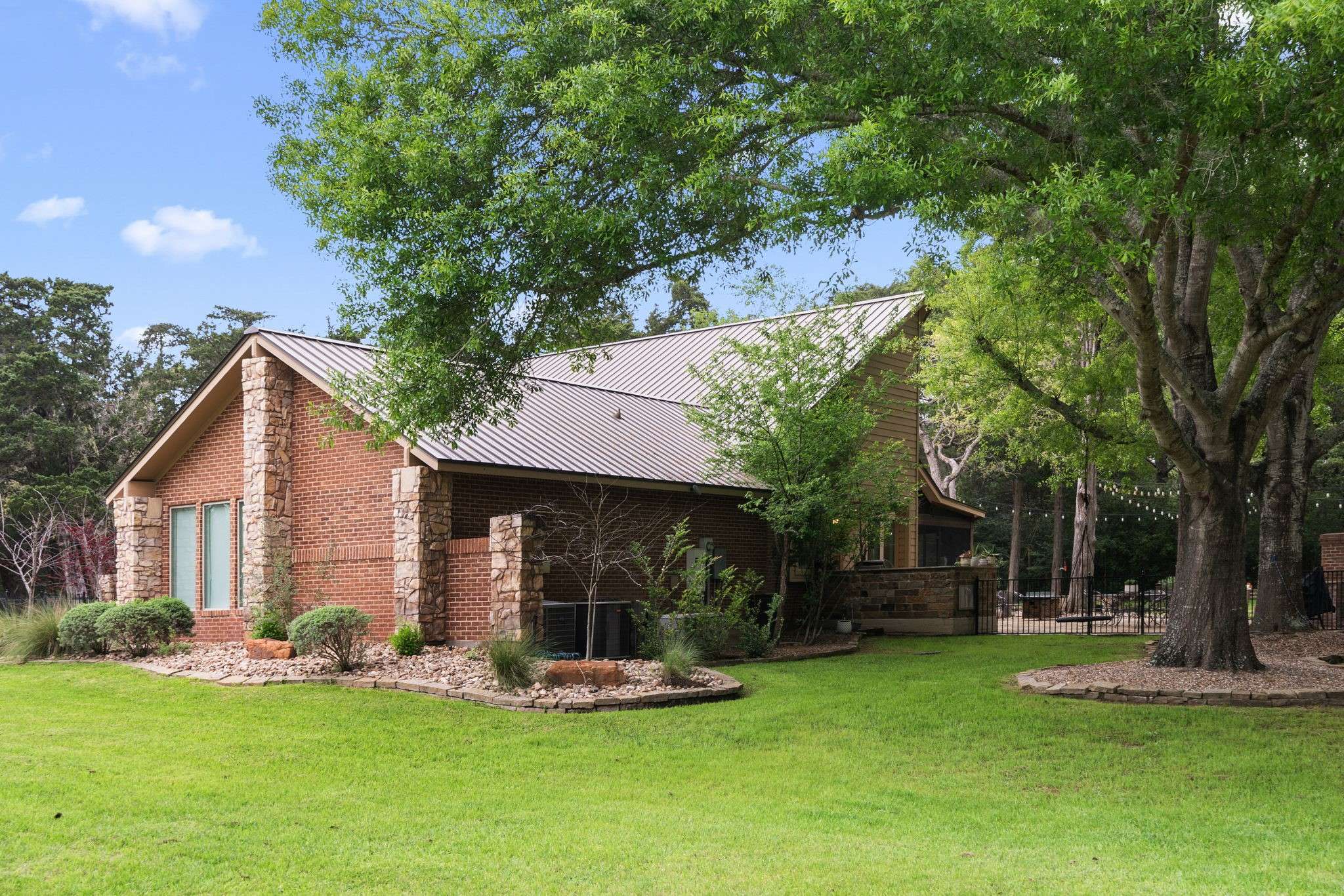 New Ulm, TX 78950,1408 N Falls DR
