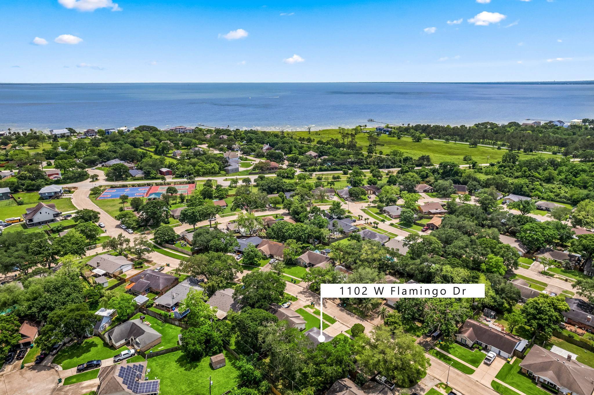 Seabrook, TX 77586,1102 W Flamingo DR