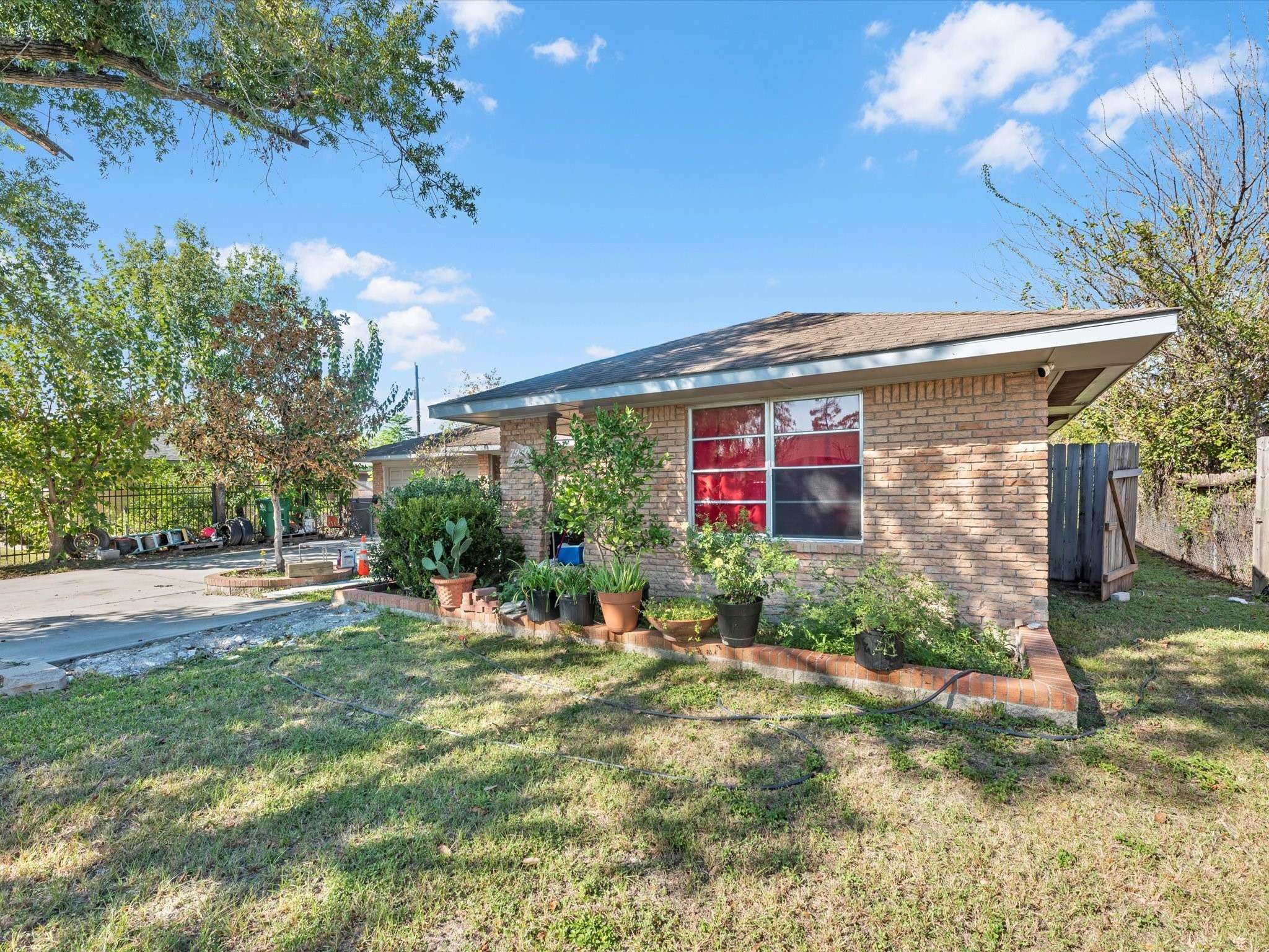 Houston, TX 77055,7950 Longridge DR