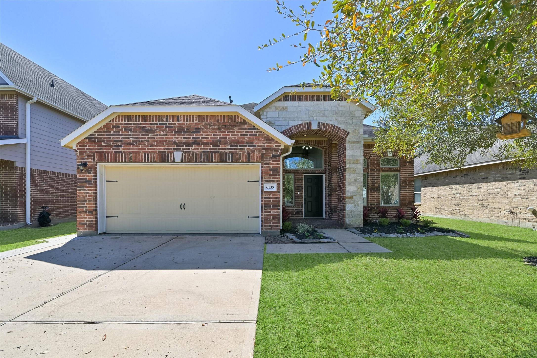 Rosenberg, TX 77471,6135 Carnaby LN