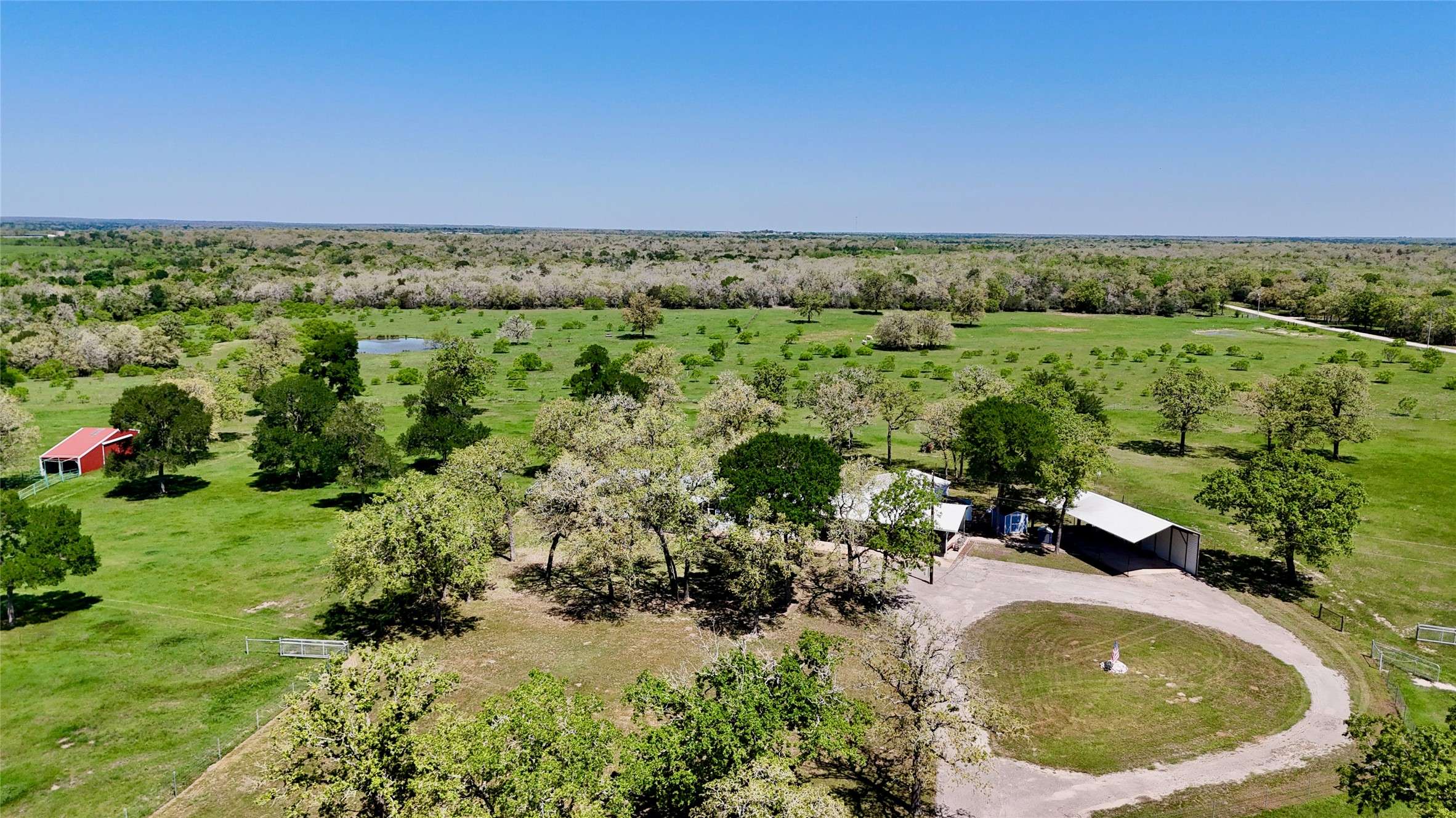 Flatonia, TX 78941,6440 Mockingbird RD