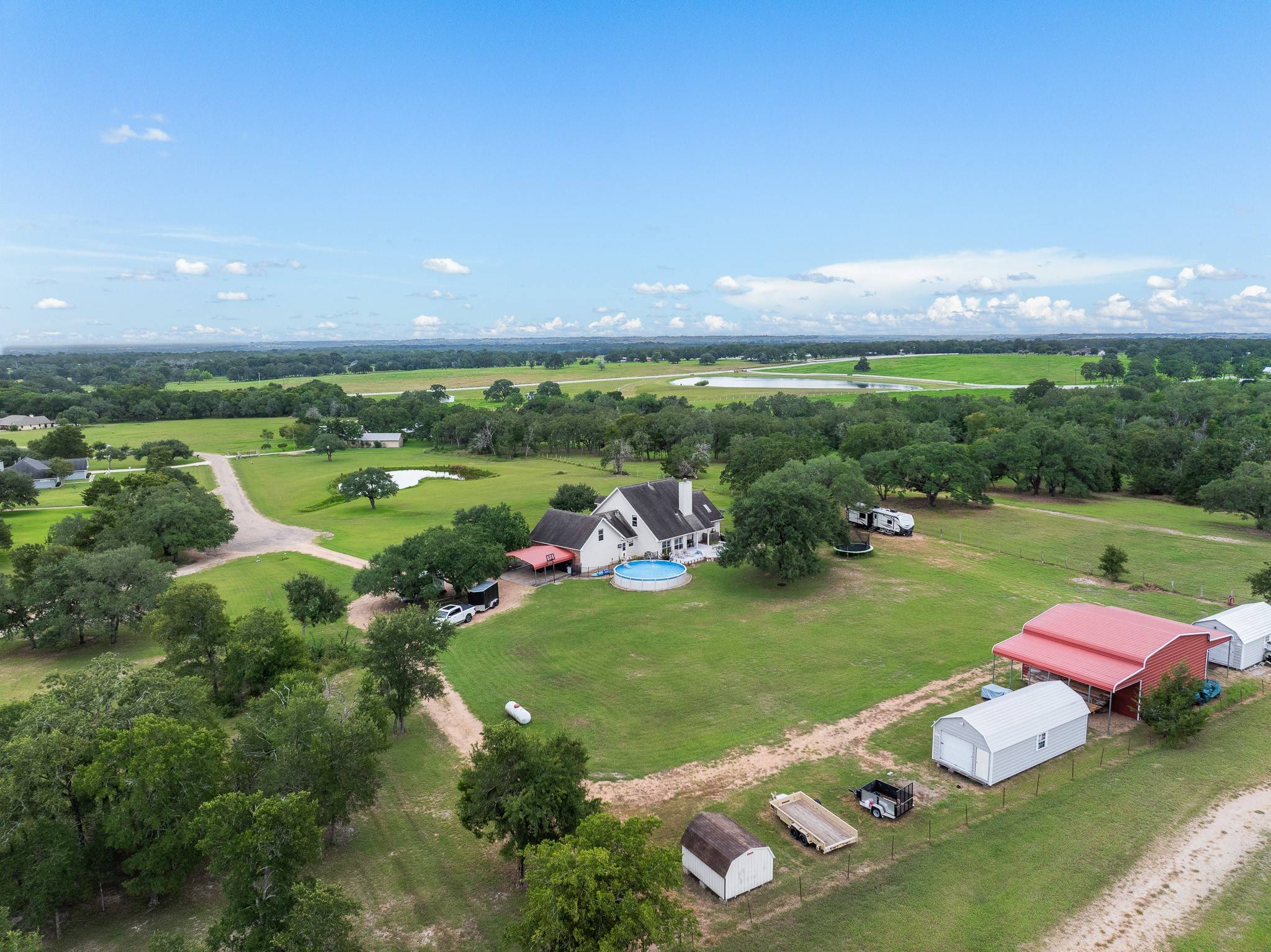 La Grange, TX 78945,2040 W Guenther LN