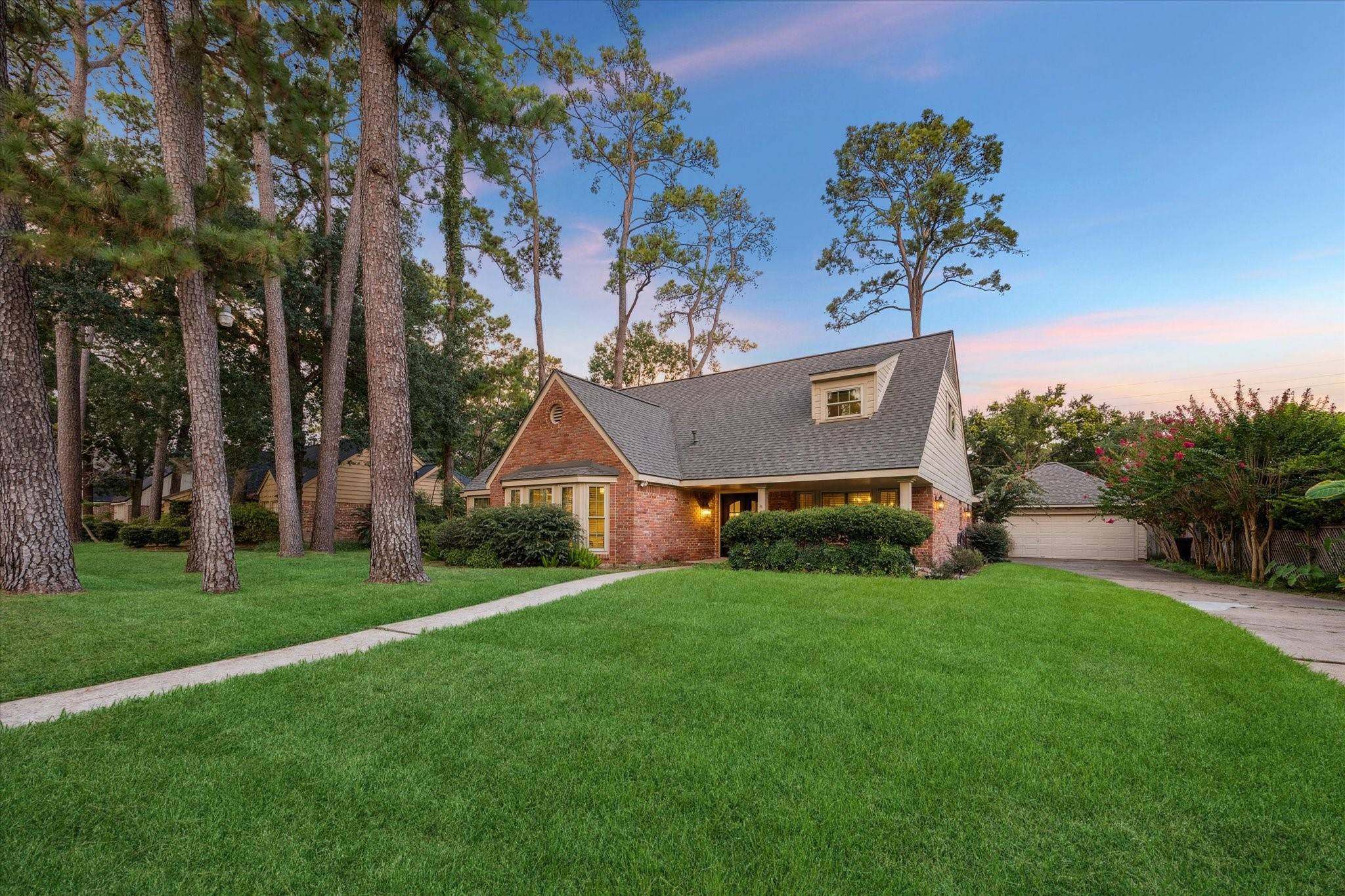 Houston, TX 77024,12319 Old Oaks DR