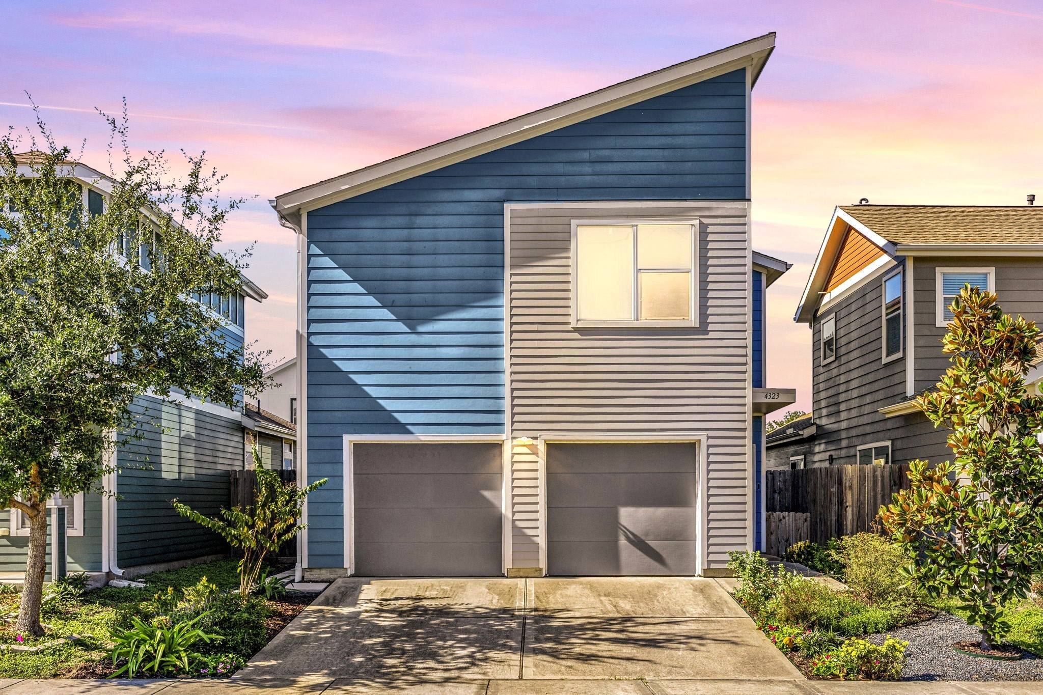 Houston, TX 77009,4323 Robertson ST