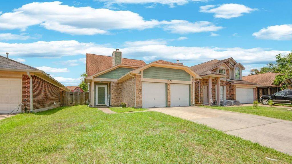 Lake Jackson, TX 77566,209 Almond Drive