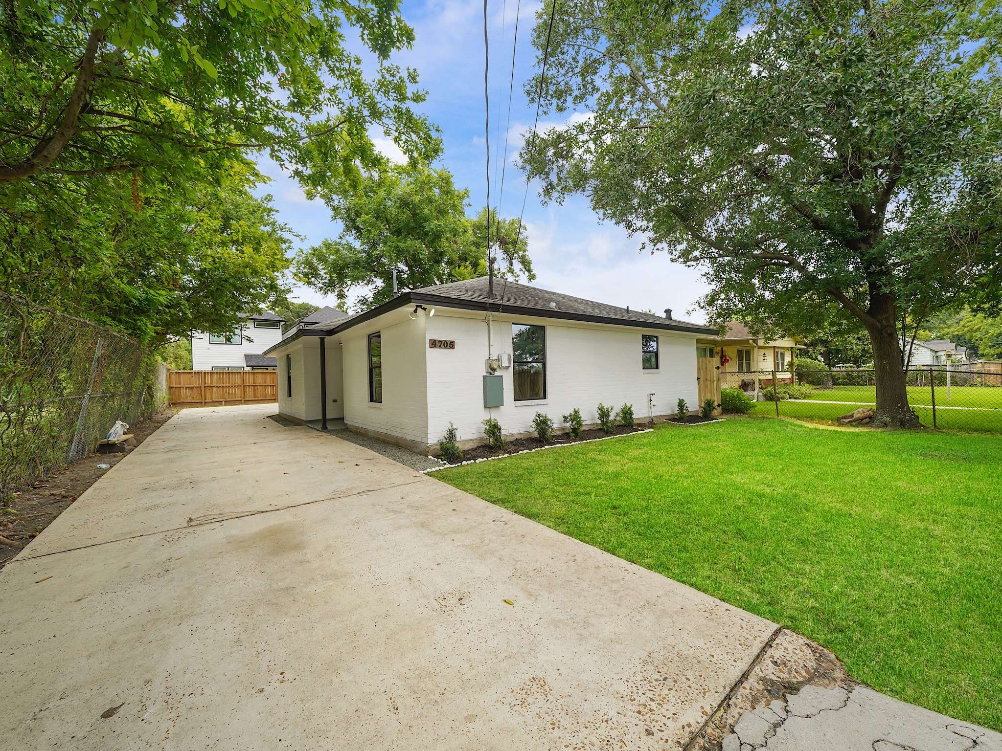 Houston, TX 77020,4705 Coke ST