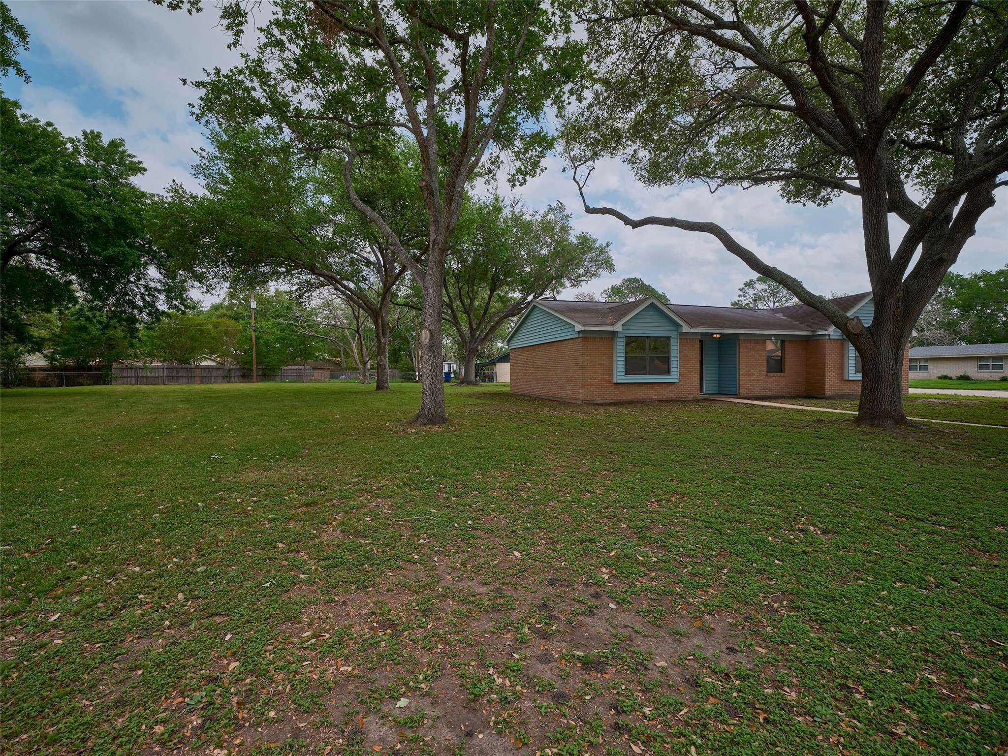El Campo, TX 77437,3002 Lamar CIR