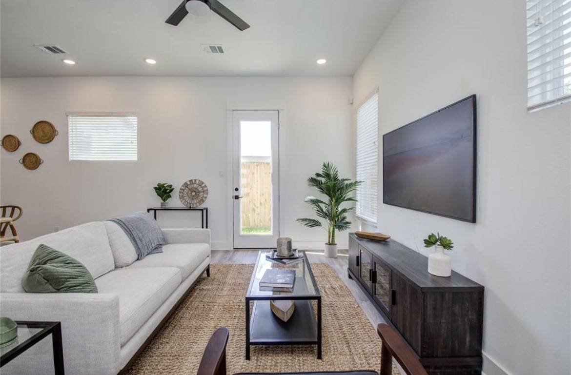 Houston, TX 77091,5823 Highland Sky LN