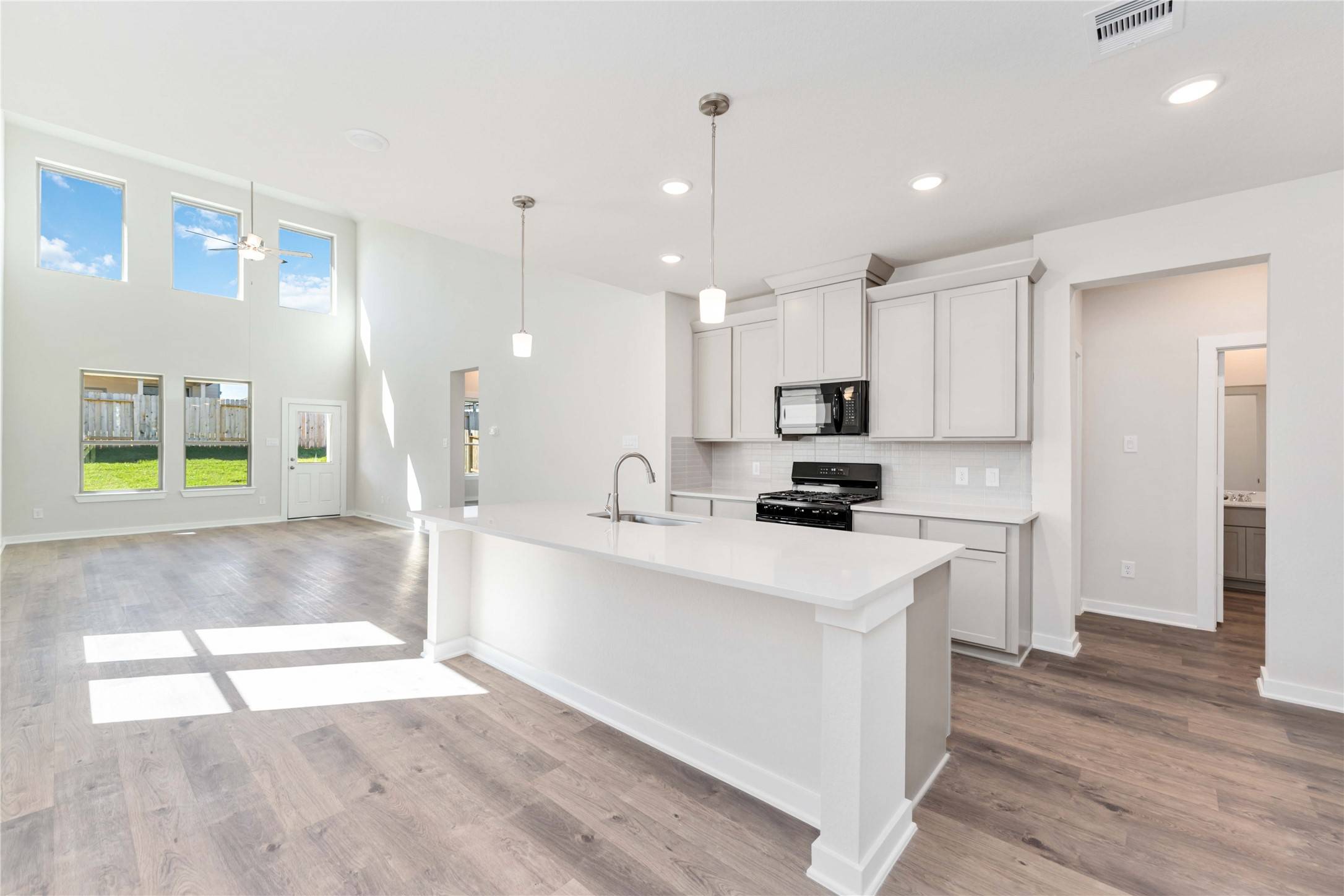 Willis, TX 77318,12243 Danza DR