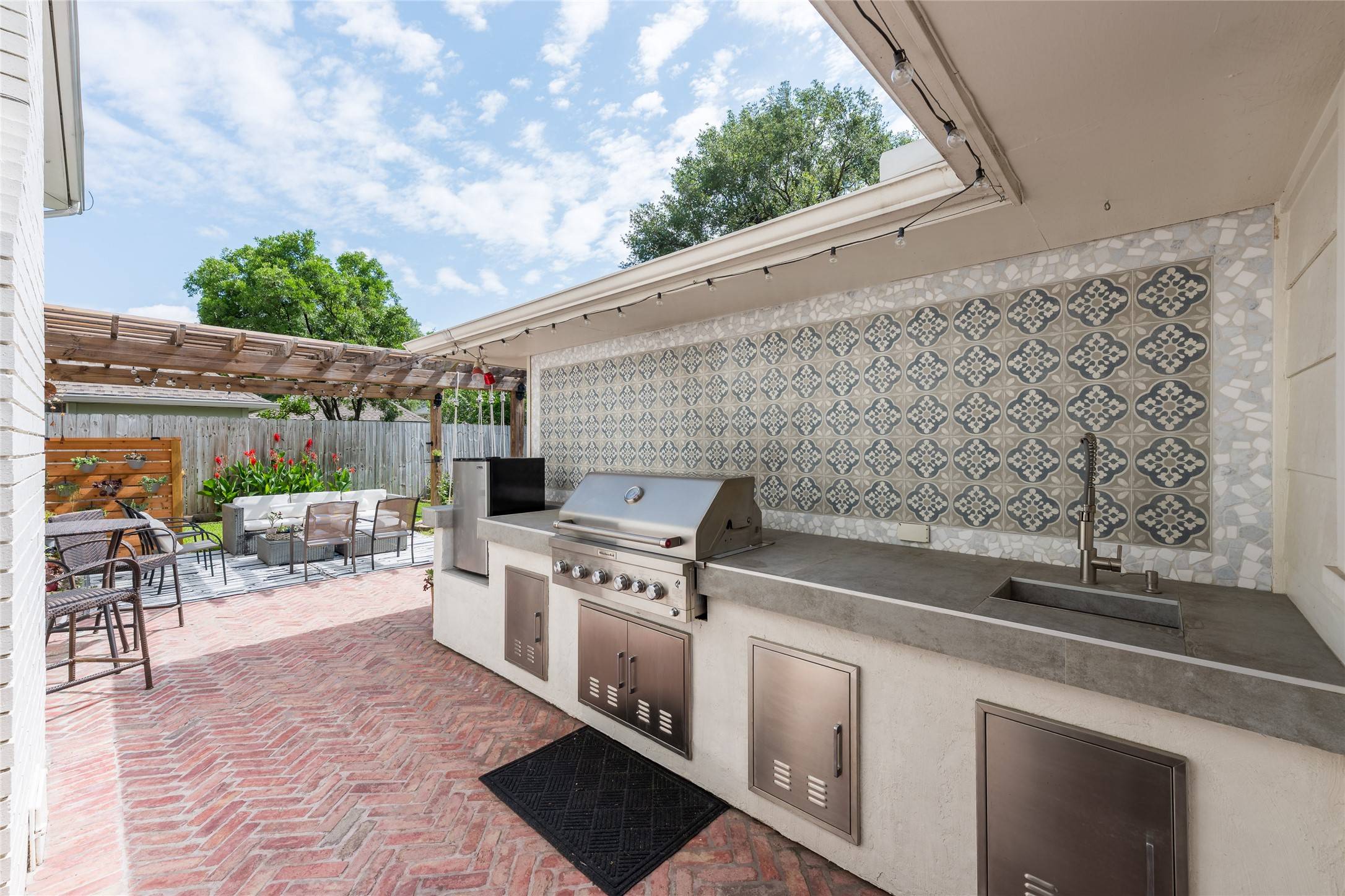 Houston, TX 77043,2802 Bernadette LN