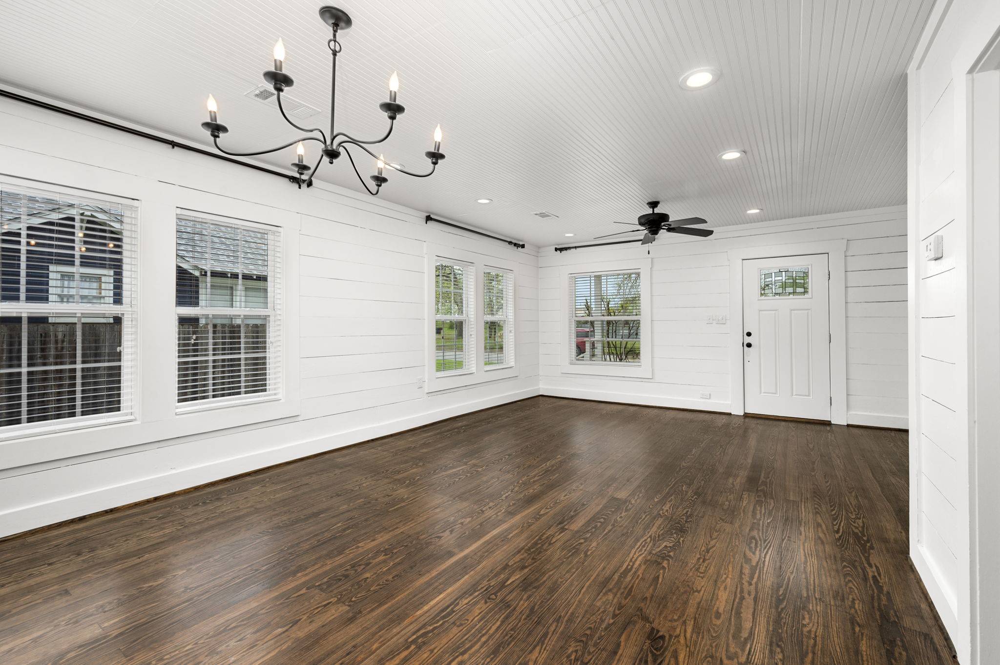 Brenham, TX 77833,506 S Baylor ST