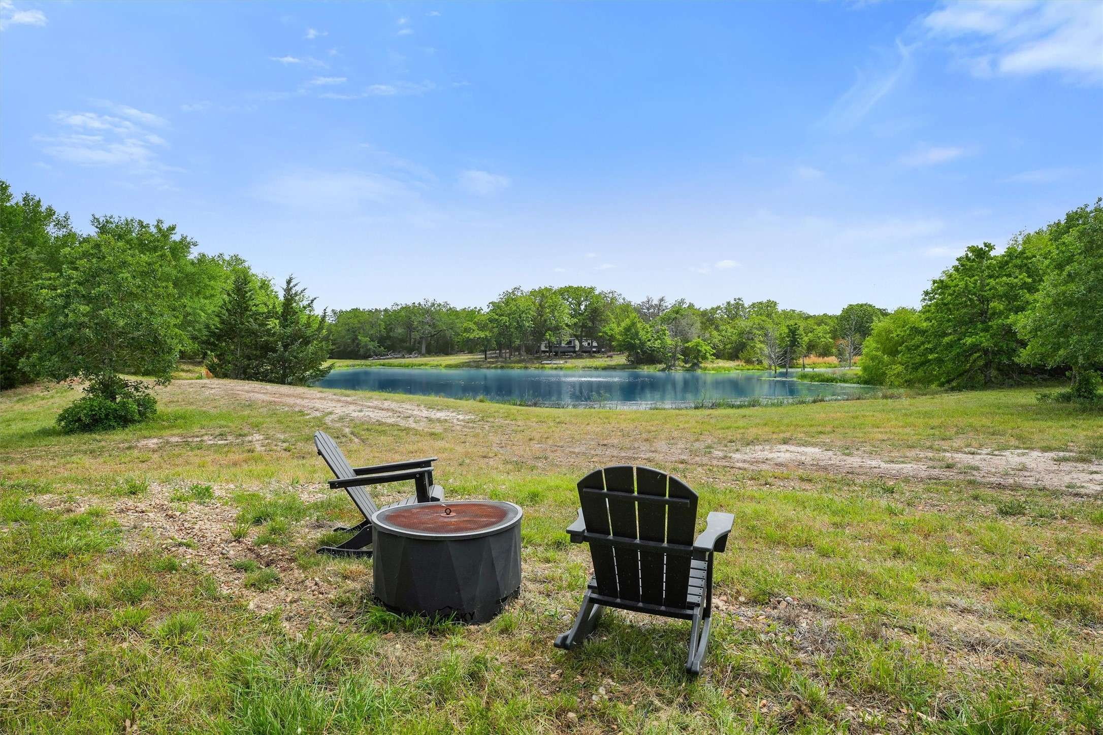 Ledbetter, TX 78946,5837 FM 180