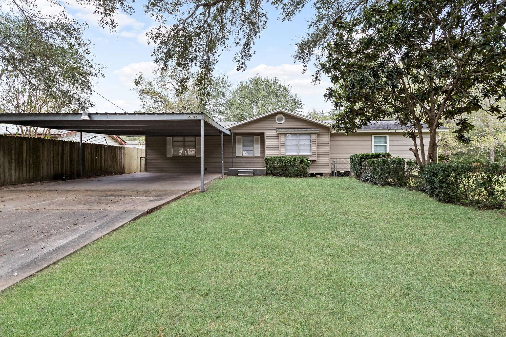 Silsbee, TX 77656,7681 Peacock LN