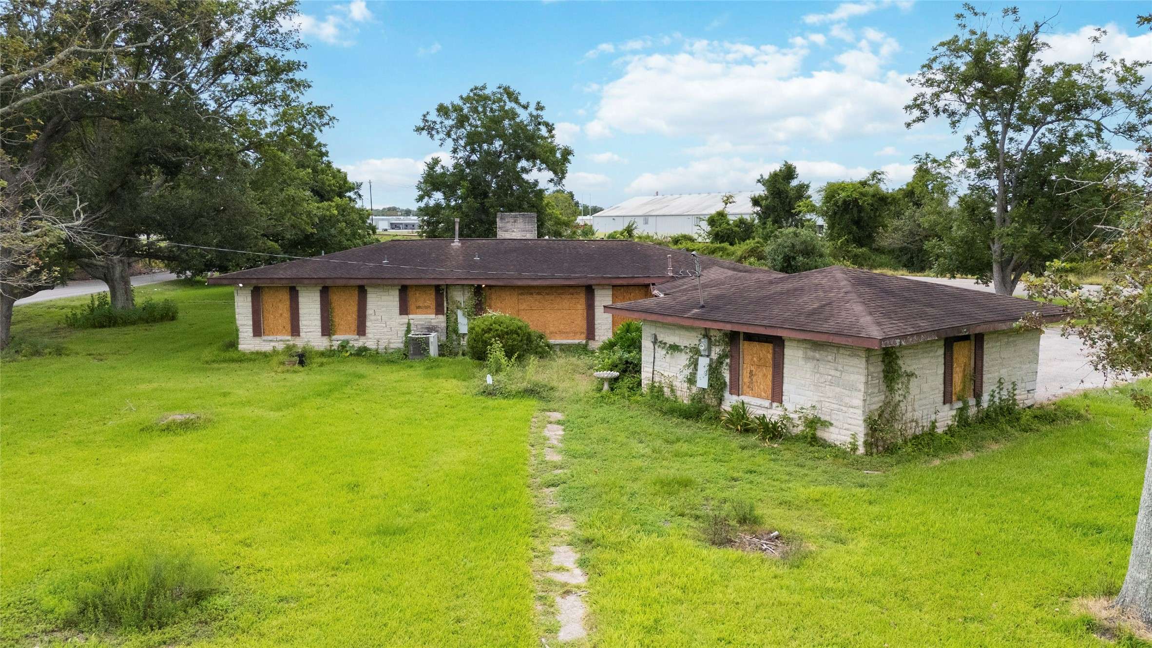 Angleton, TX 77515,1513 County Road 210