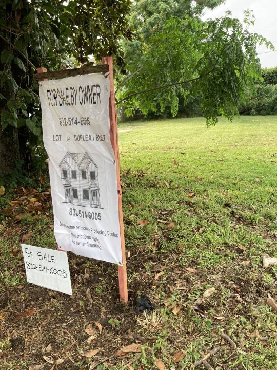 Houston, TX 77029,221 Armstrong ST