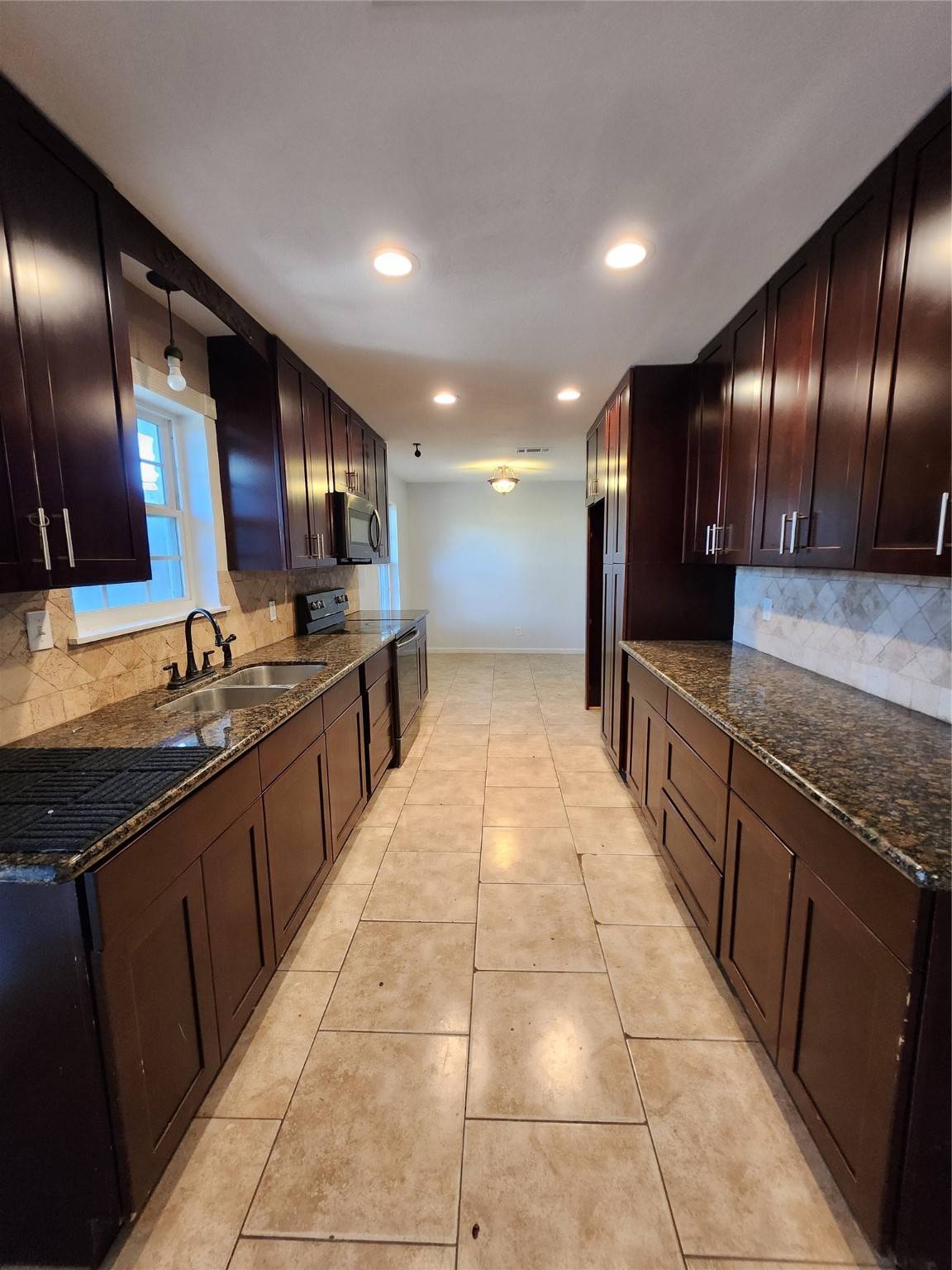 Houston, TX 77074,8810 Reamer ST