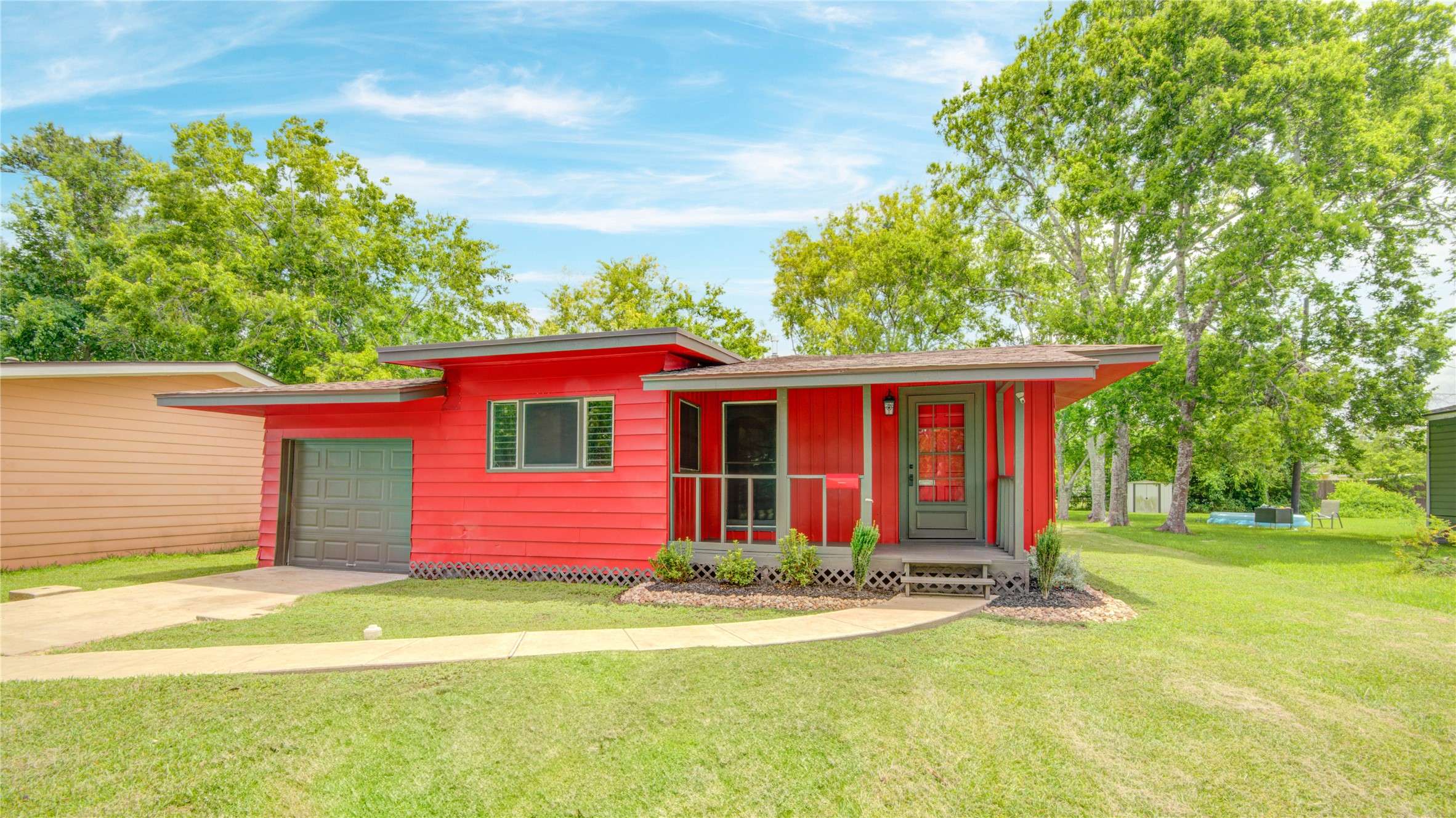 Lake Jackson, TX 77566,110 Cherry ST