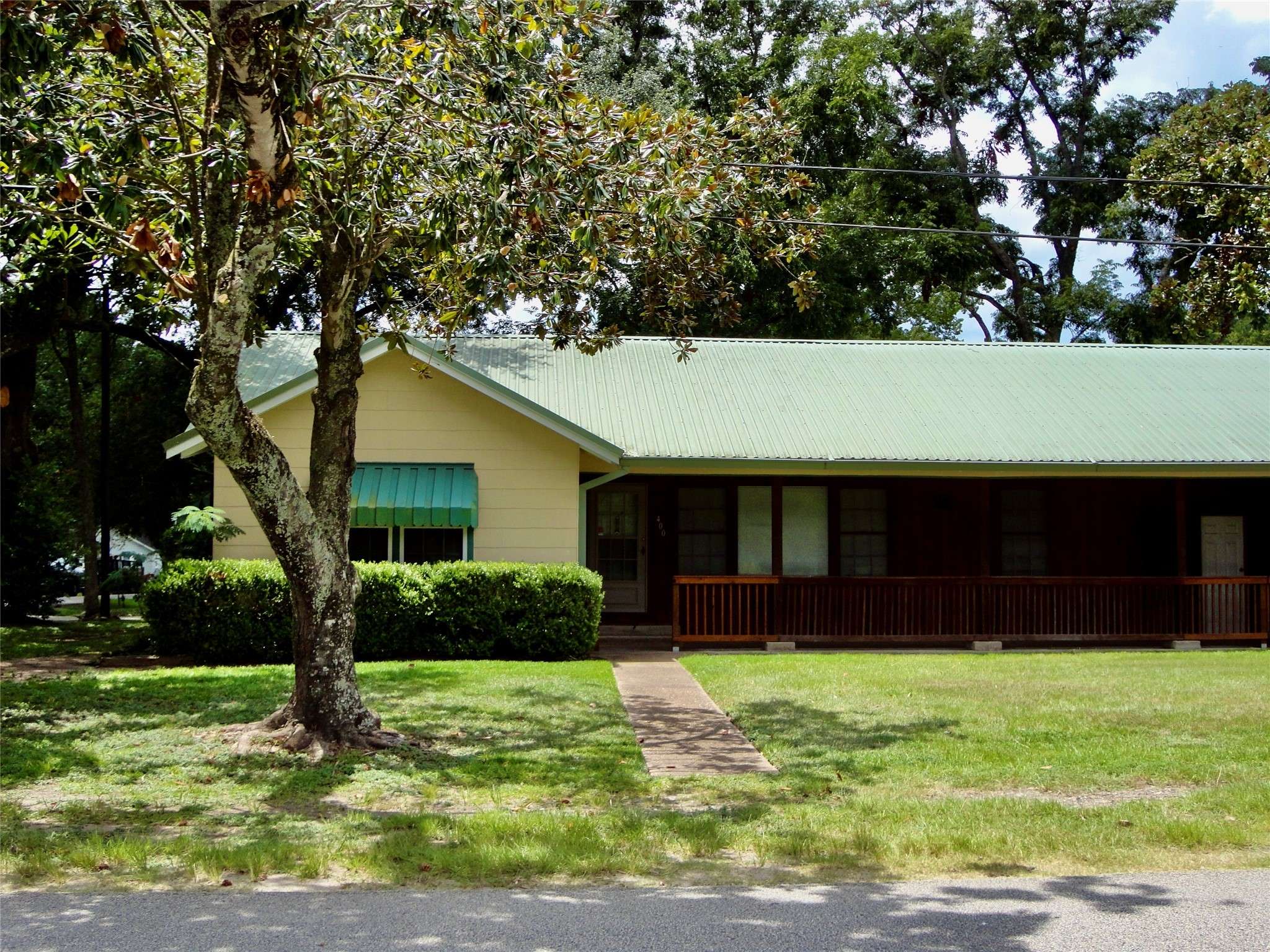 Tomball, TX 77375,400 N ELM ST