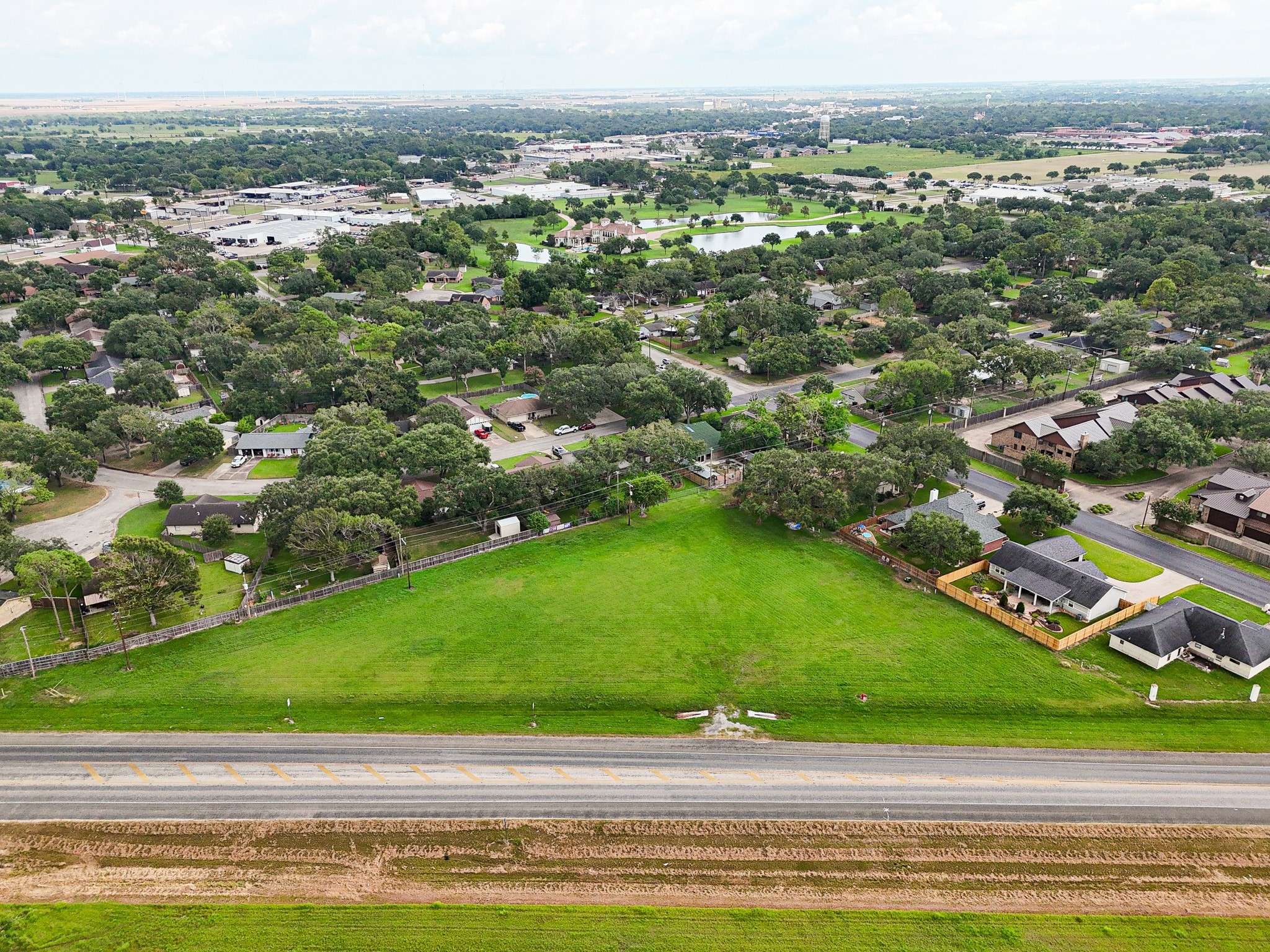 El Campo, TX 77437,0 West Loop ST