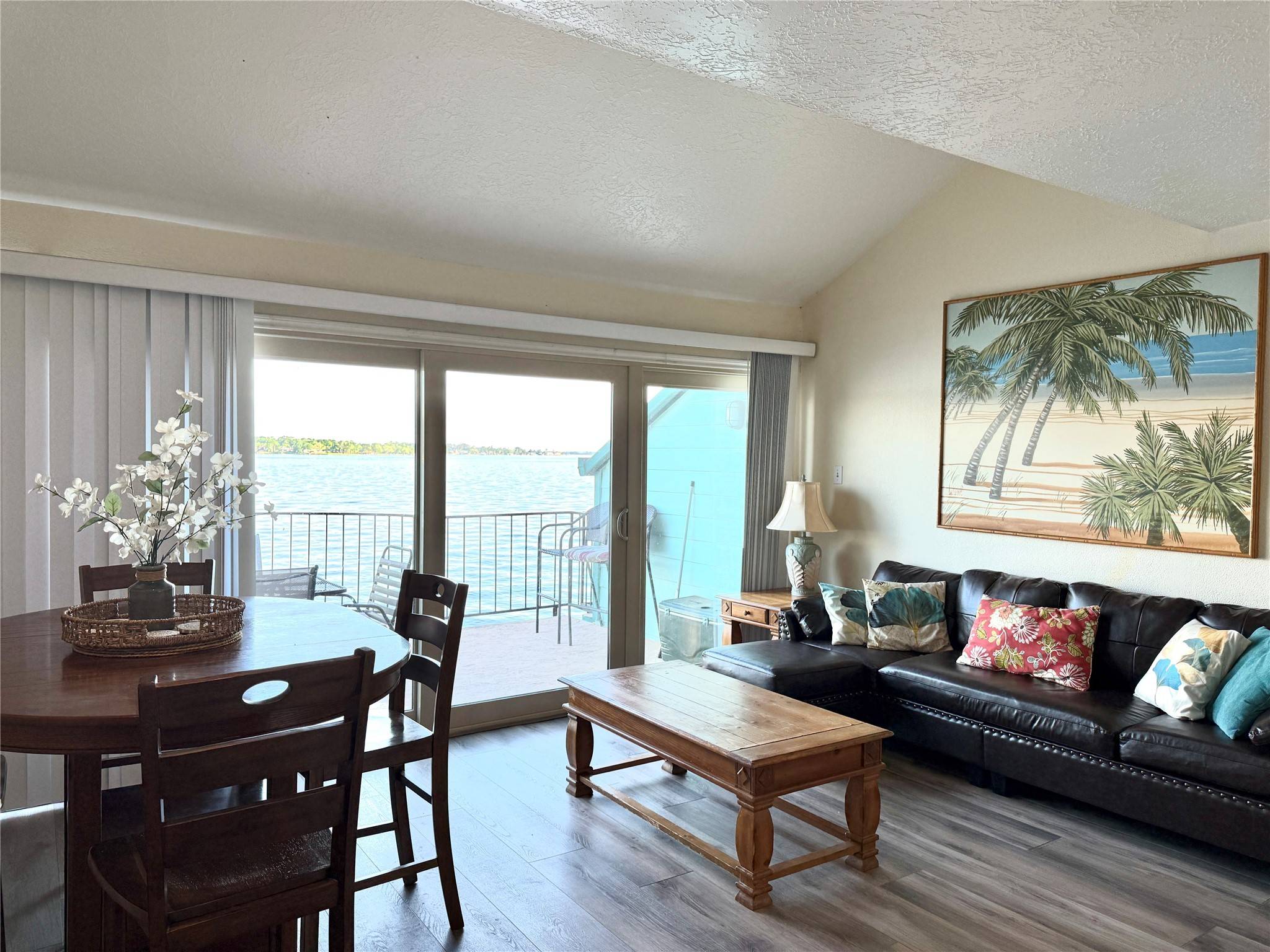 Willis, TX 77318,7041 Kingston Cove LN #241
