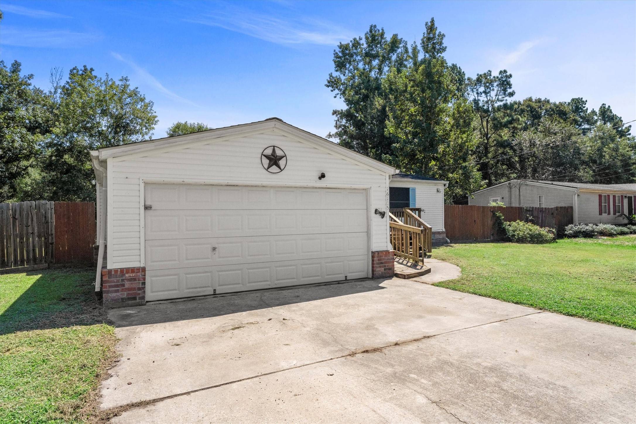 Conroe, TX 77302,16105 Lone Star Ranch DR