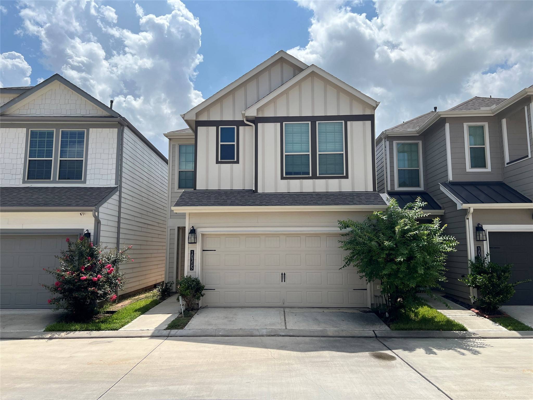Houston, TX 77025,10315 Harmon Smith DR