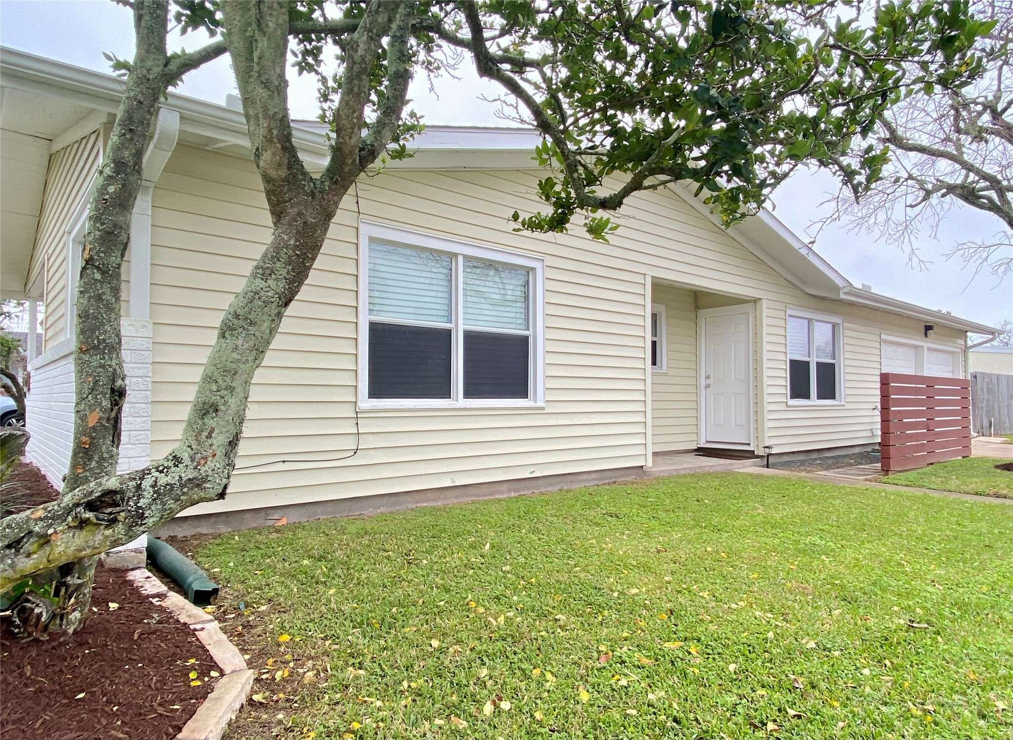 Galveston, TX 77550,127 Tuna ST
