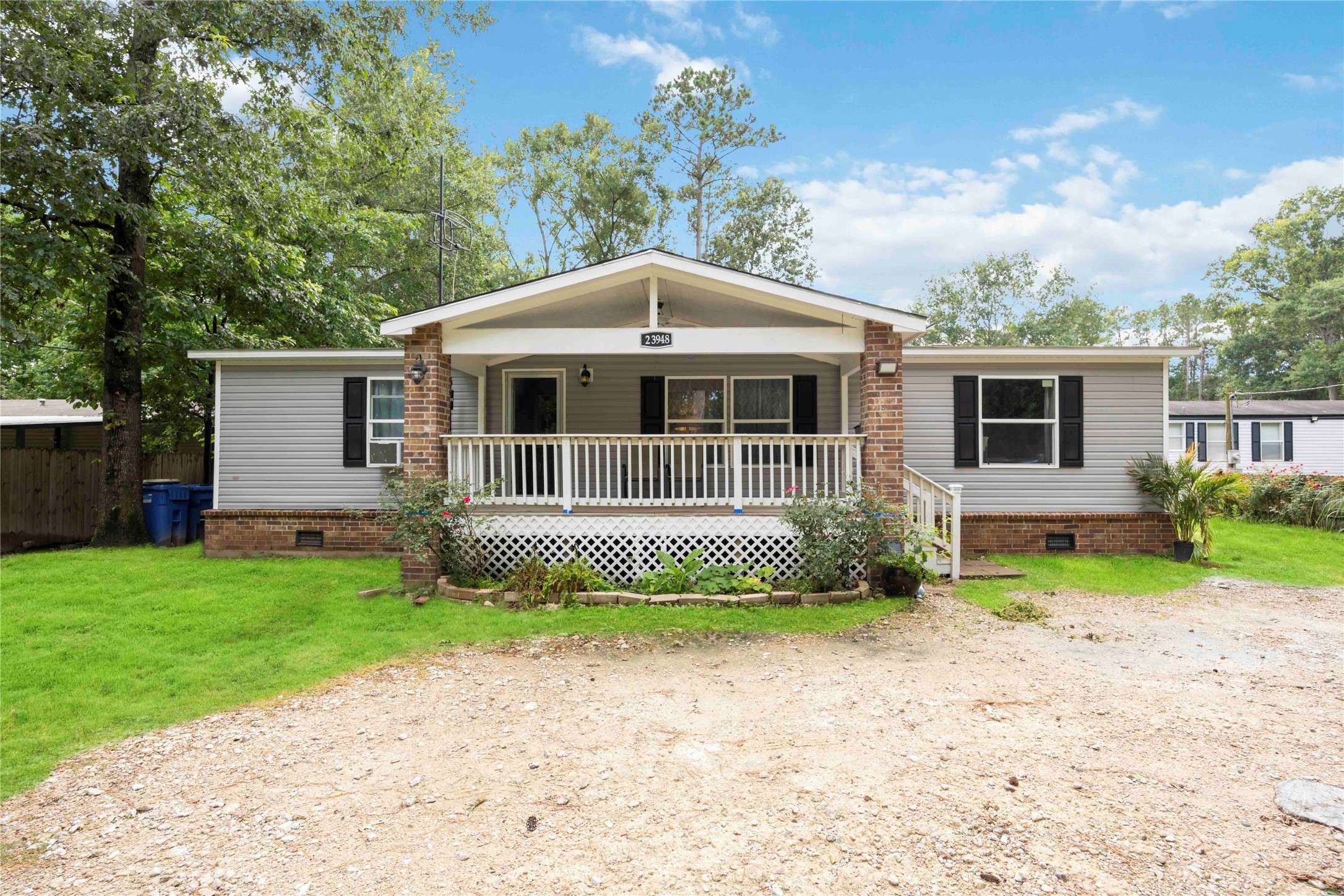Porter, TX 77365,23948 Honeysuckle DR
