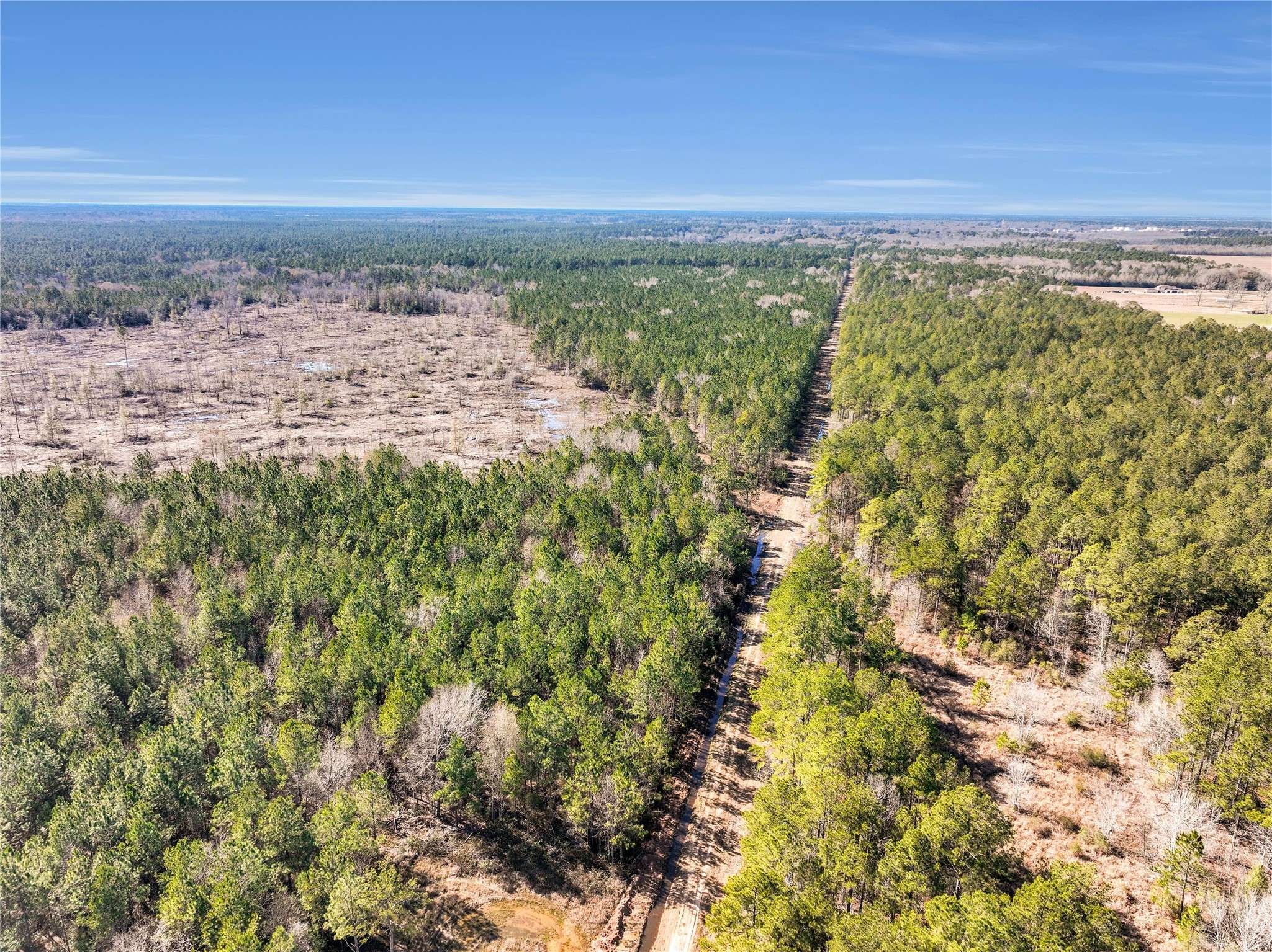 Sour Lake, TX 77659,000680 Hwy 105