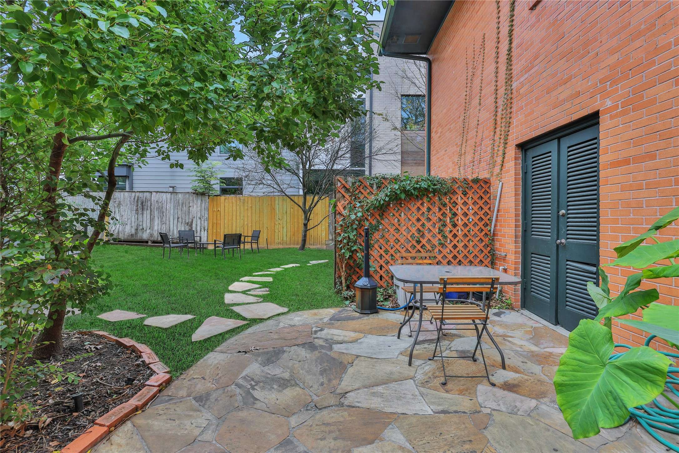 Houston, TX 77006,3618 Mount Vernon ST