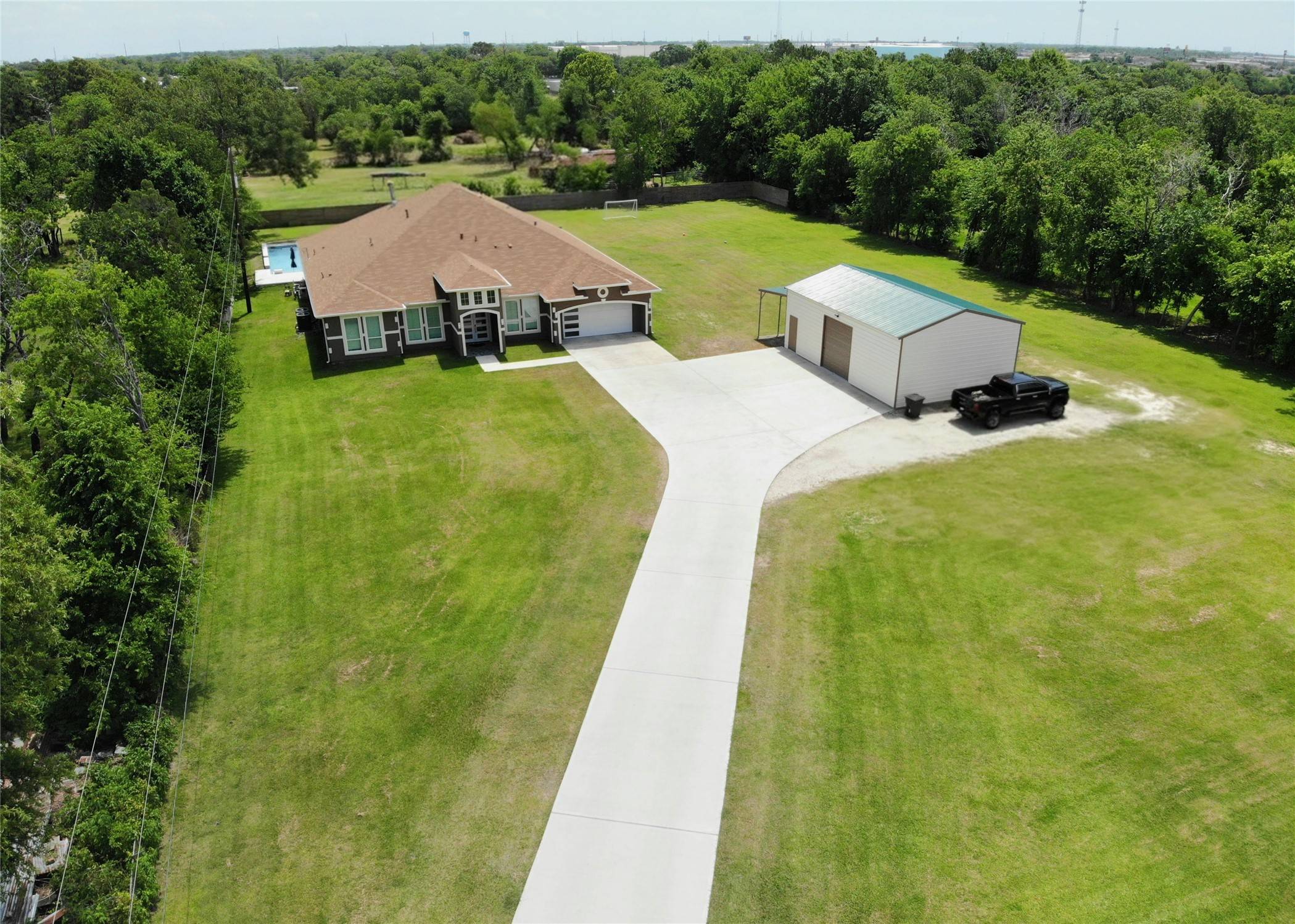 Highlands, TX 77562,807 Steele RD #A