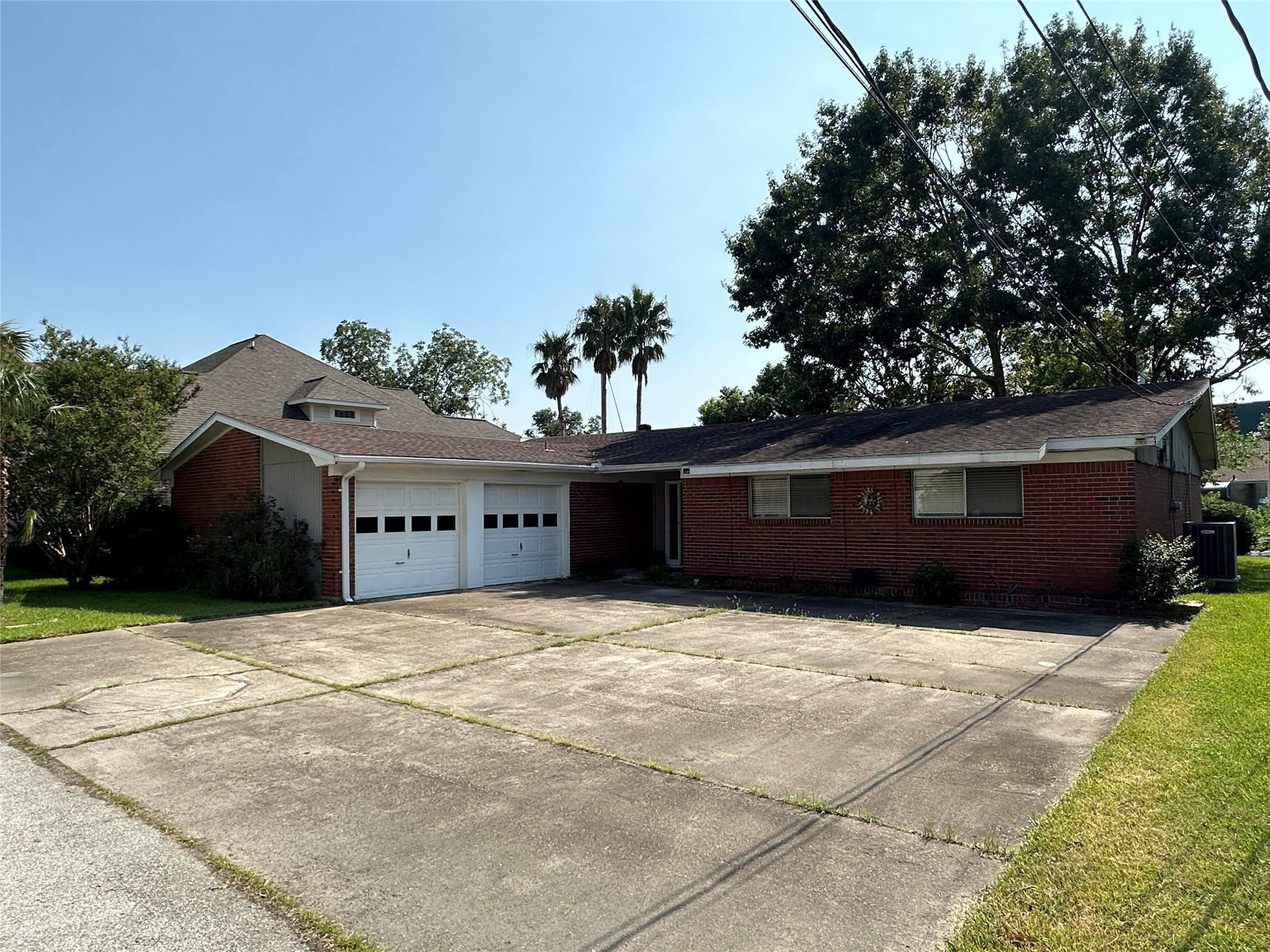 Kemah, TX 77565,16 Harbor LN