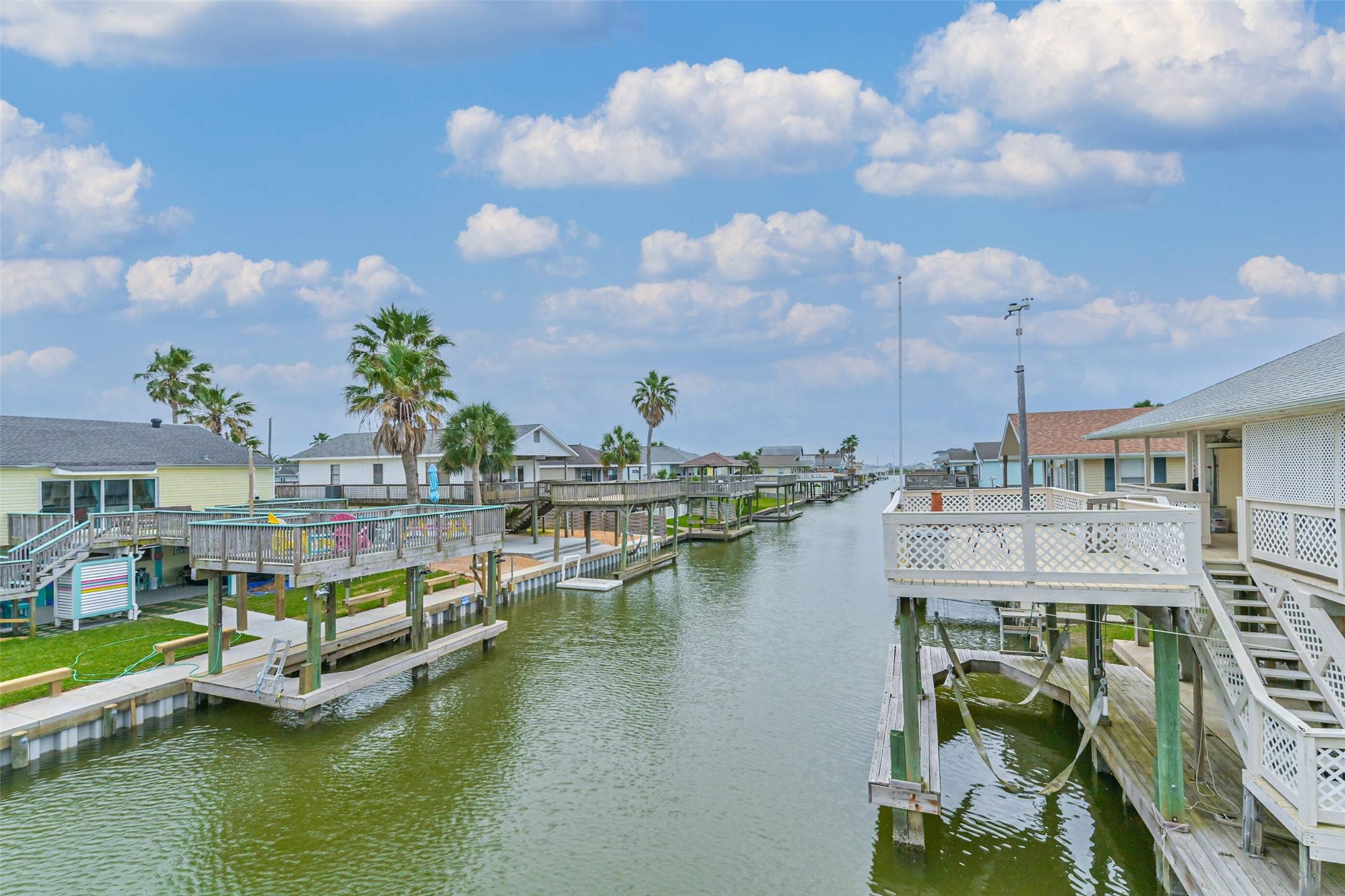Jamaica Beach, TX 77554,16511 Bahama WAY