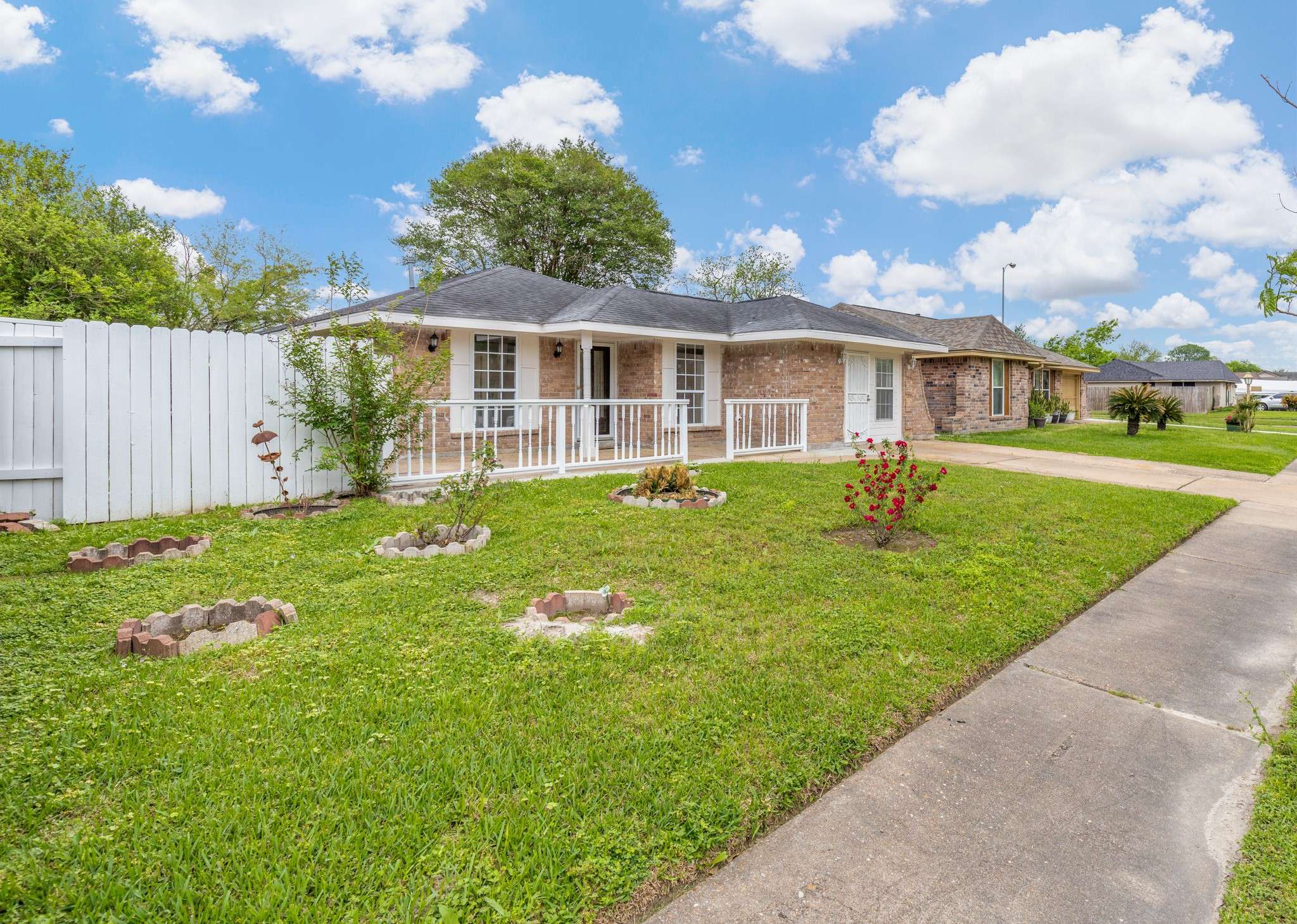 Houston, TX 77038,1035 Forestburg DR