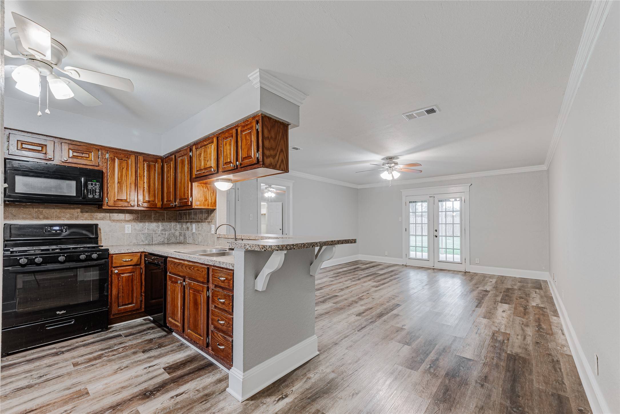 Lake Jackson, TX 77566,617 Dogwood ST