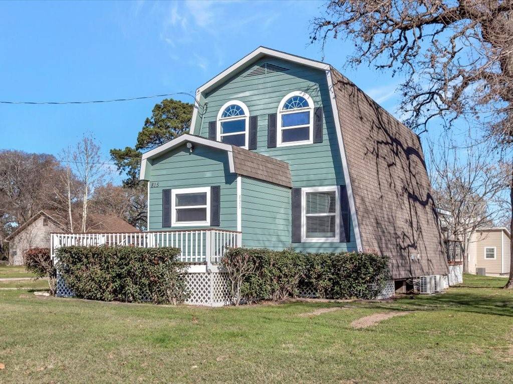 Livingston, TX 77351,825 Commodore DR