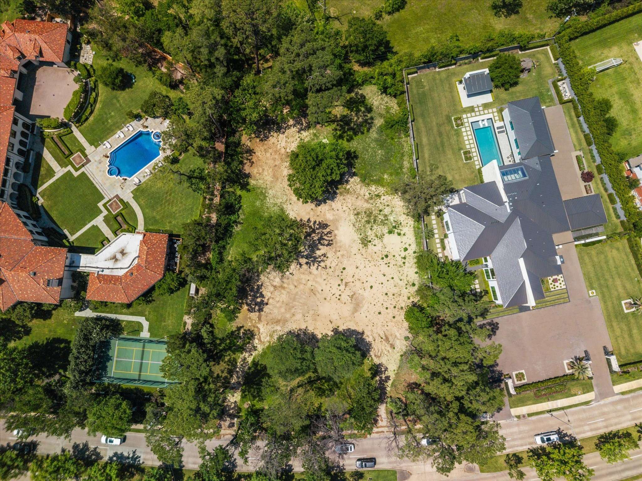 Houston, TX 77024,8827 Memorial DR