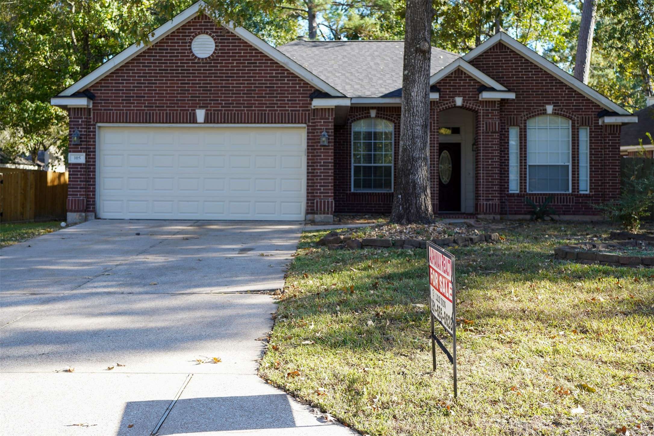 The Woodlands, TX 77382,105 N Hollylaurel CIR